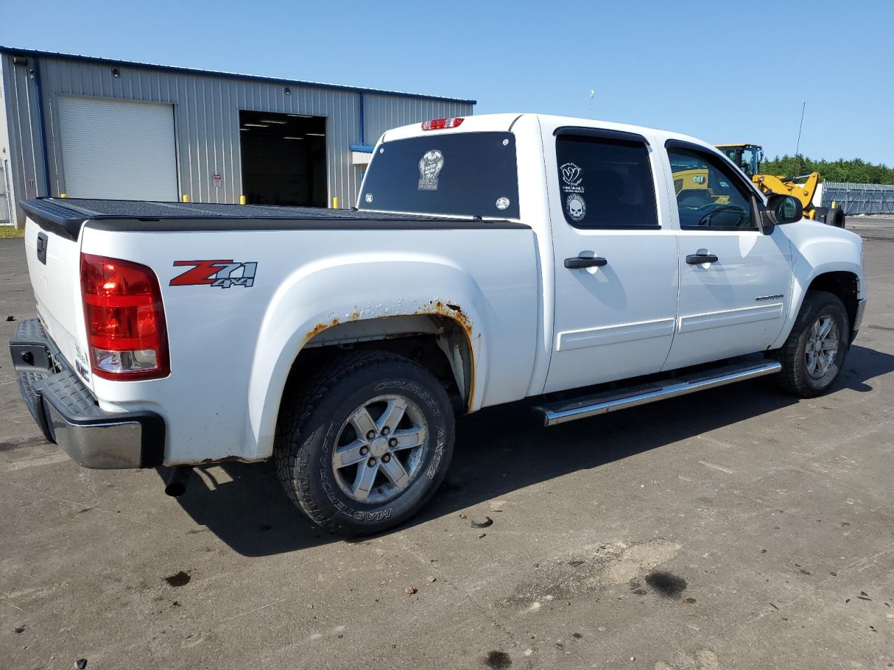 Photo 2 VIN: 3GTP2VE71CG149657 - GMC SIERRA 