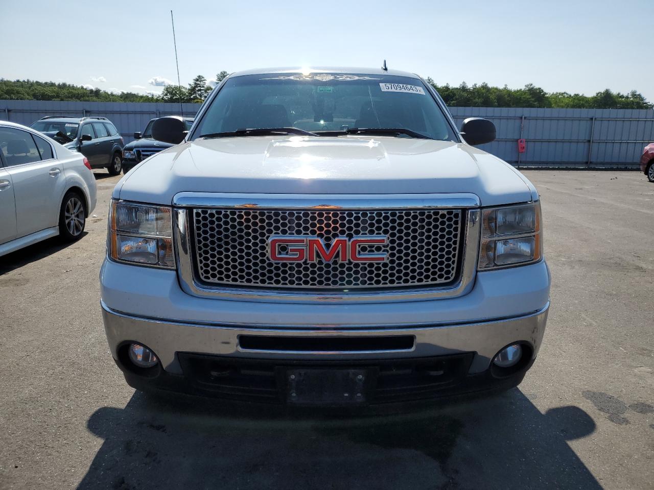 Photo 4 VIN: 3GTP2VE71CG149657 - GMC SIERRA 