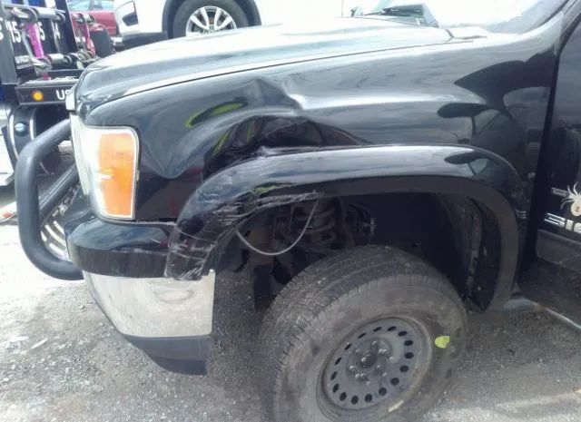 Photo 5 VIN: 3GTP2VE71DG211172 - GMC SIERRA 