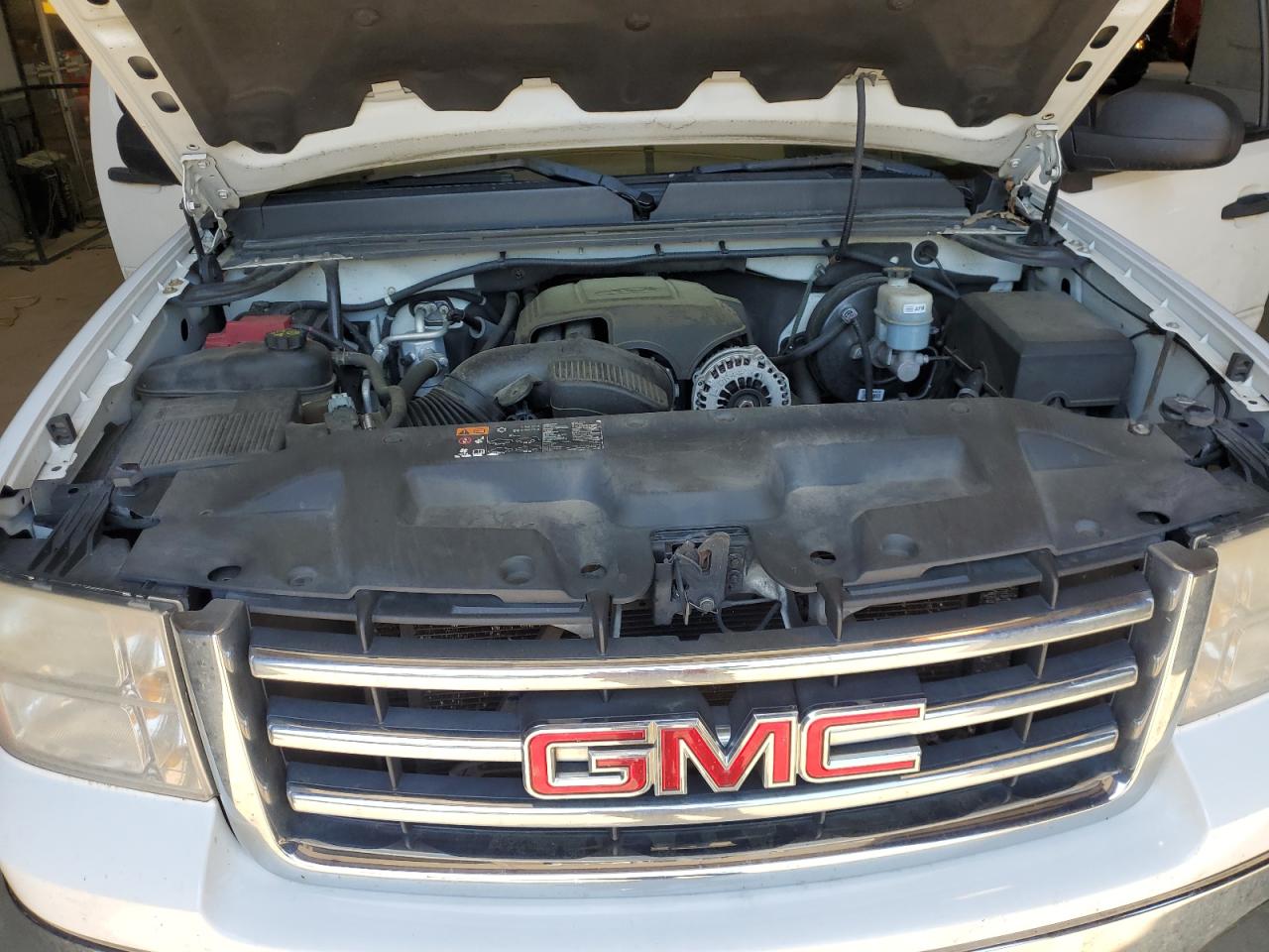 Photo 10 VIN: 3GTP2VE72CG122953 - GMC SIERRA 