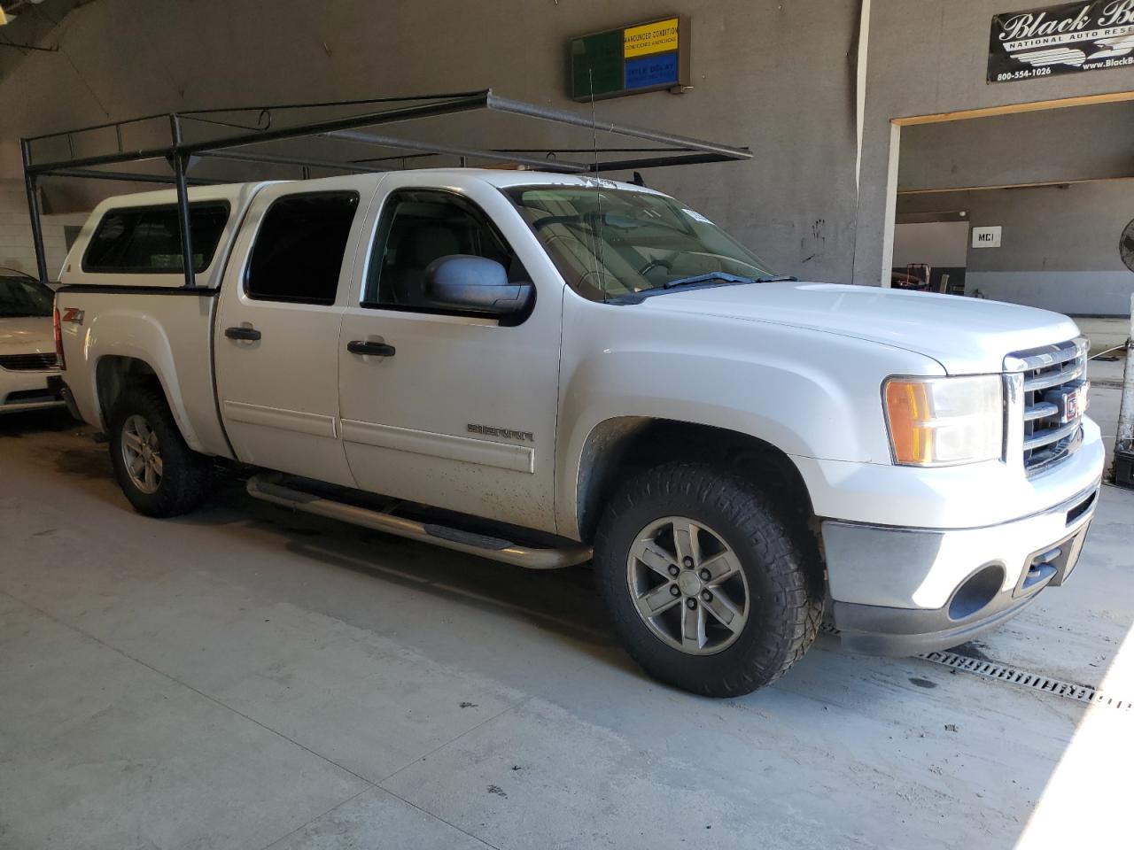 Photo 3 VIN: 3GTP2VE72CG122953 - GMC SIERRA 