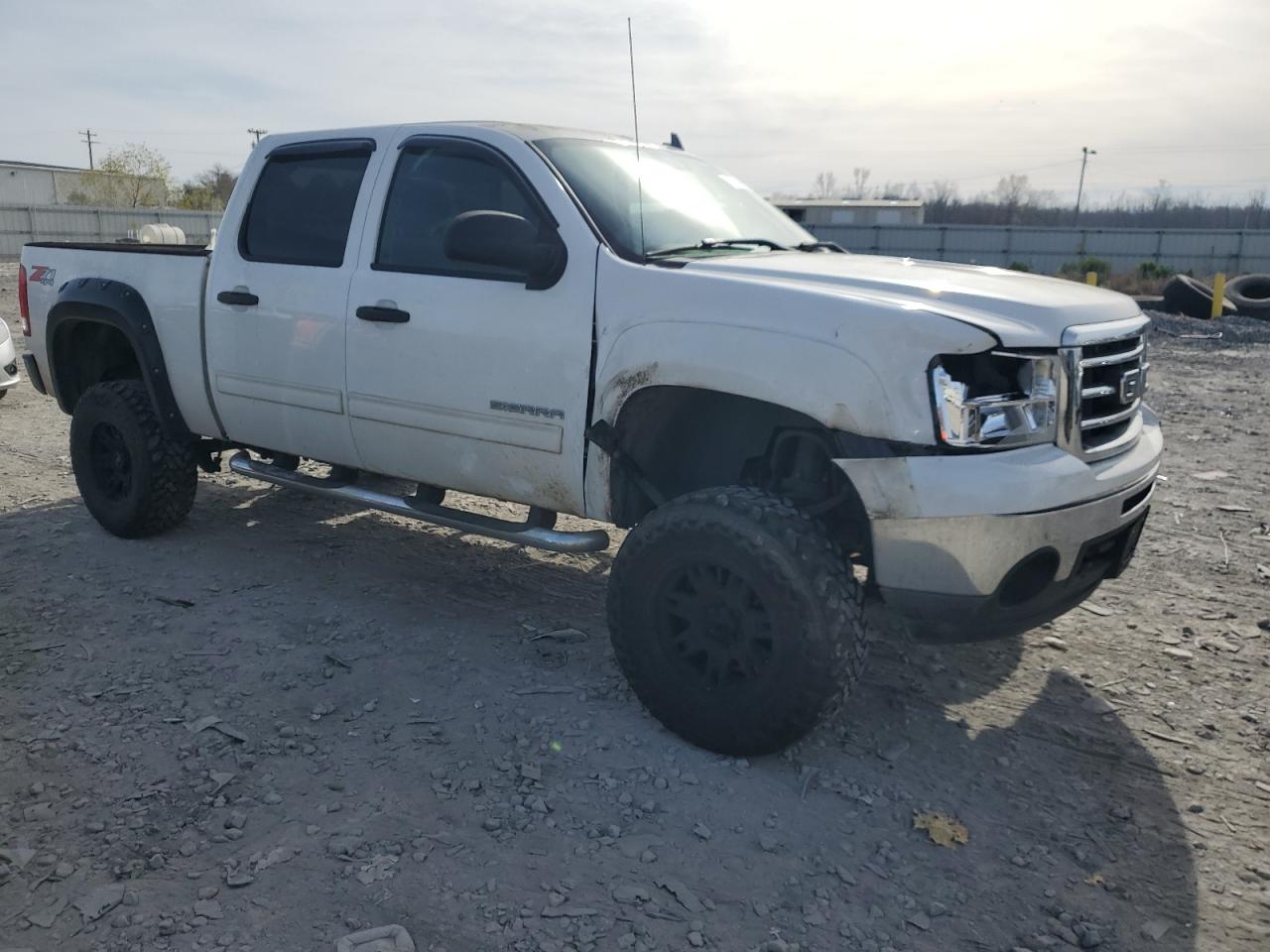 Photo 3 VIN: 3GTP2VE72CG136111 - GMC SIERRA 