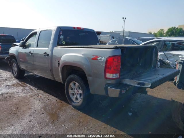 Photo 2 VIN: 3GTP2VE72CG212605 - GMC SIERRA 