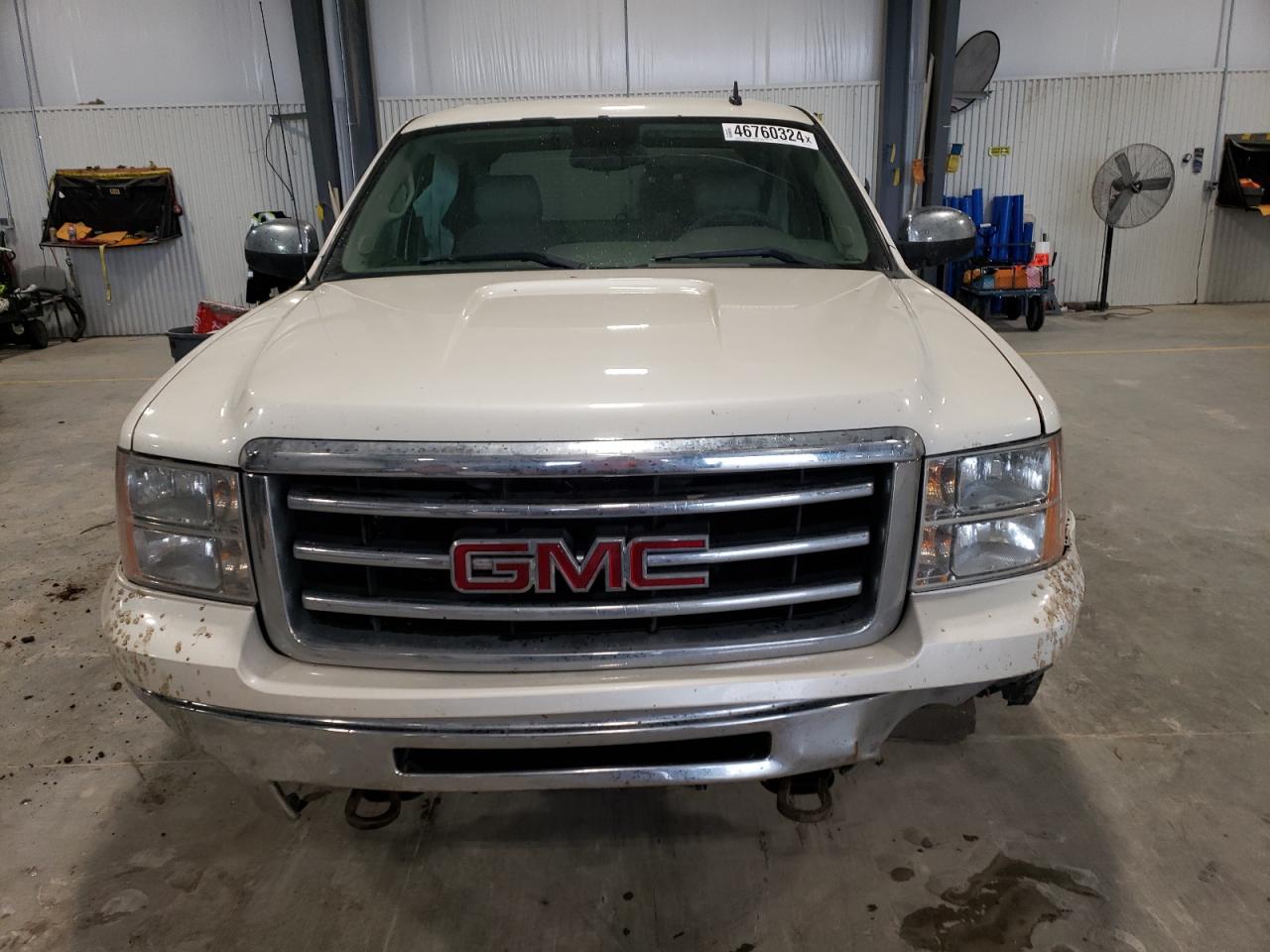 Photo 4 VIN: 3GTP2VE73CG157128 - GMC SIERRA 