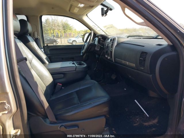 Photo 4 VIN: 3GTP2VE73CG242793 - GMC SIERRA 1500 