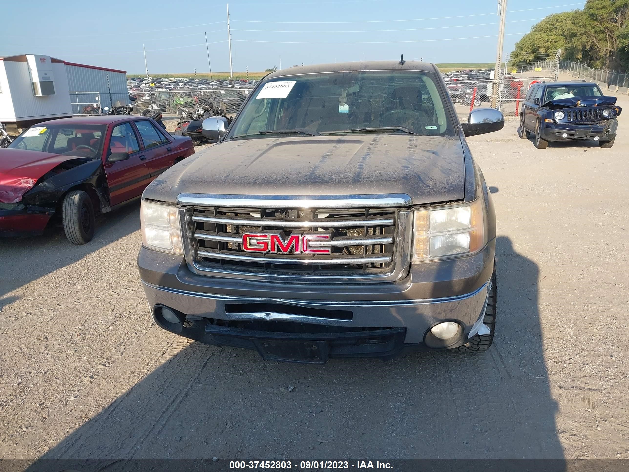 Photo 5 VIN: 3GTP2VE74CG268755 - GMC SIERRA 