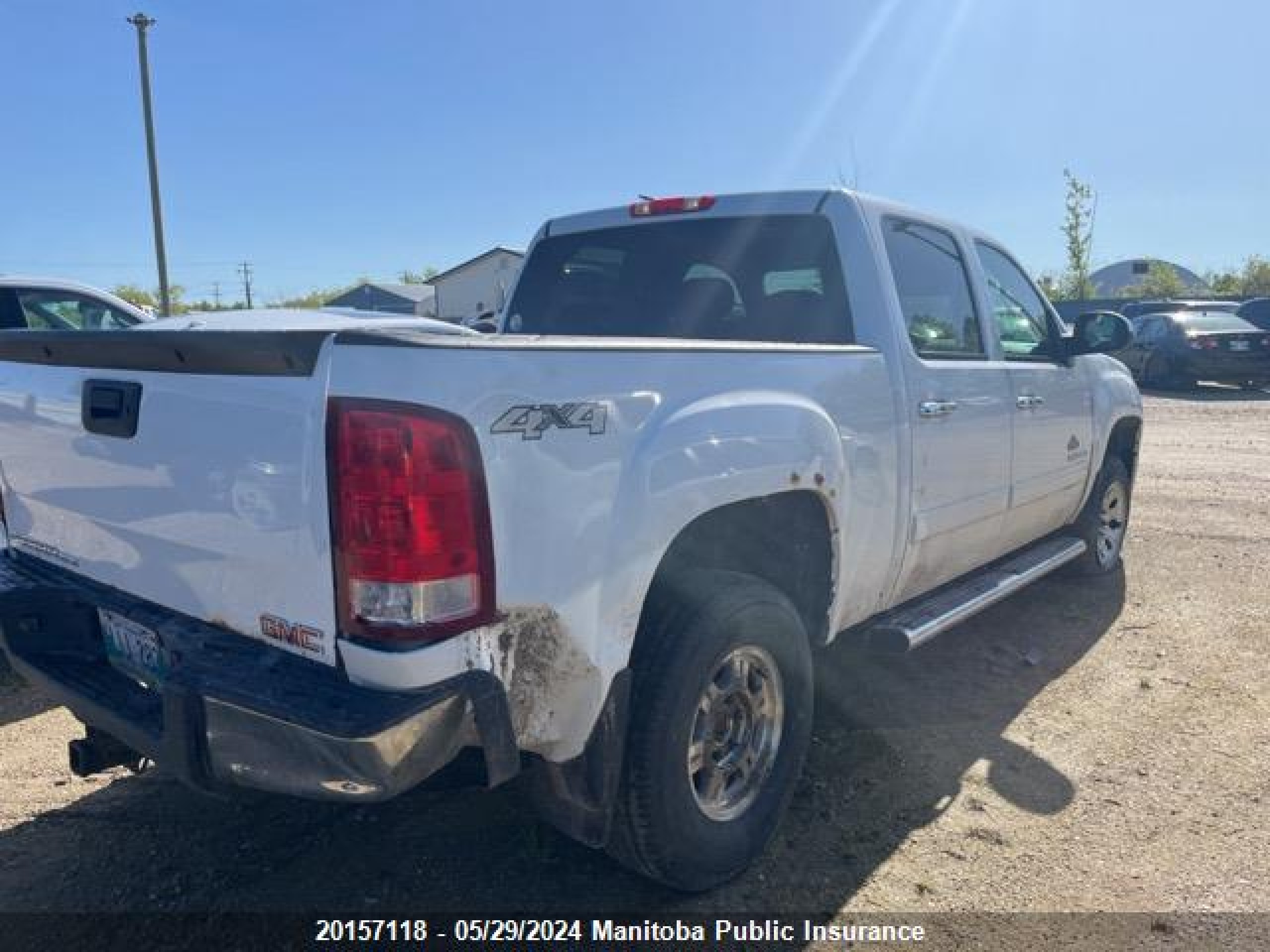 Photo 3 VIN: 3GTP2VE75DG381566 - GMC NULL 