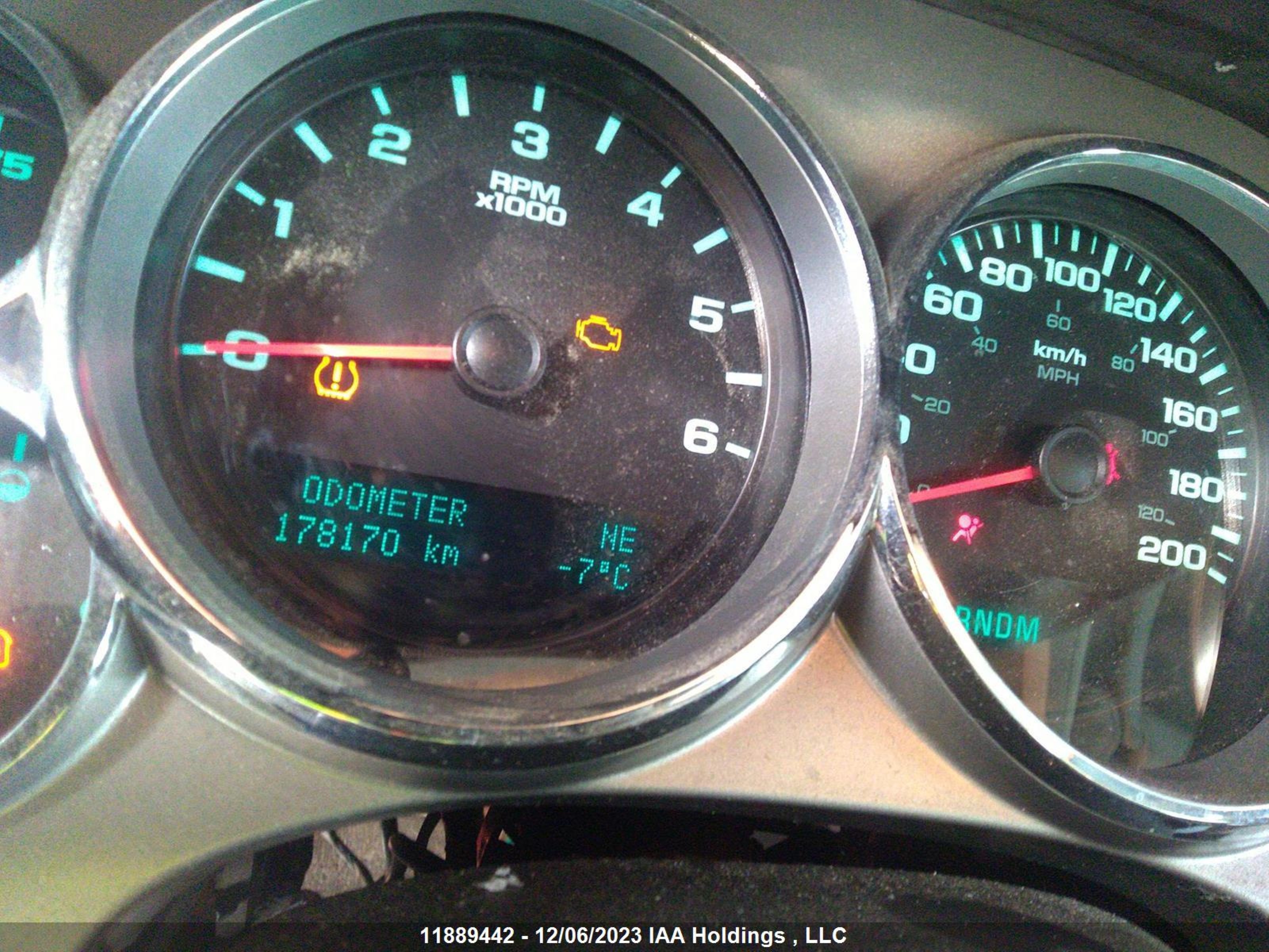 Photo 6 VIN: 3GTP2VE76CG110885 - GMC SIERRA 