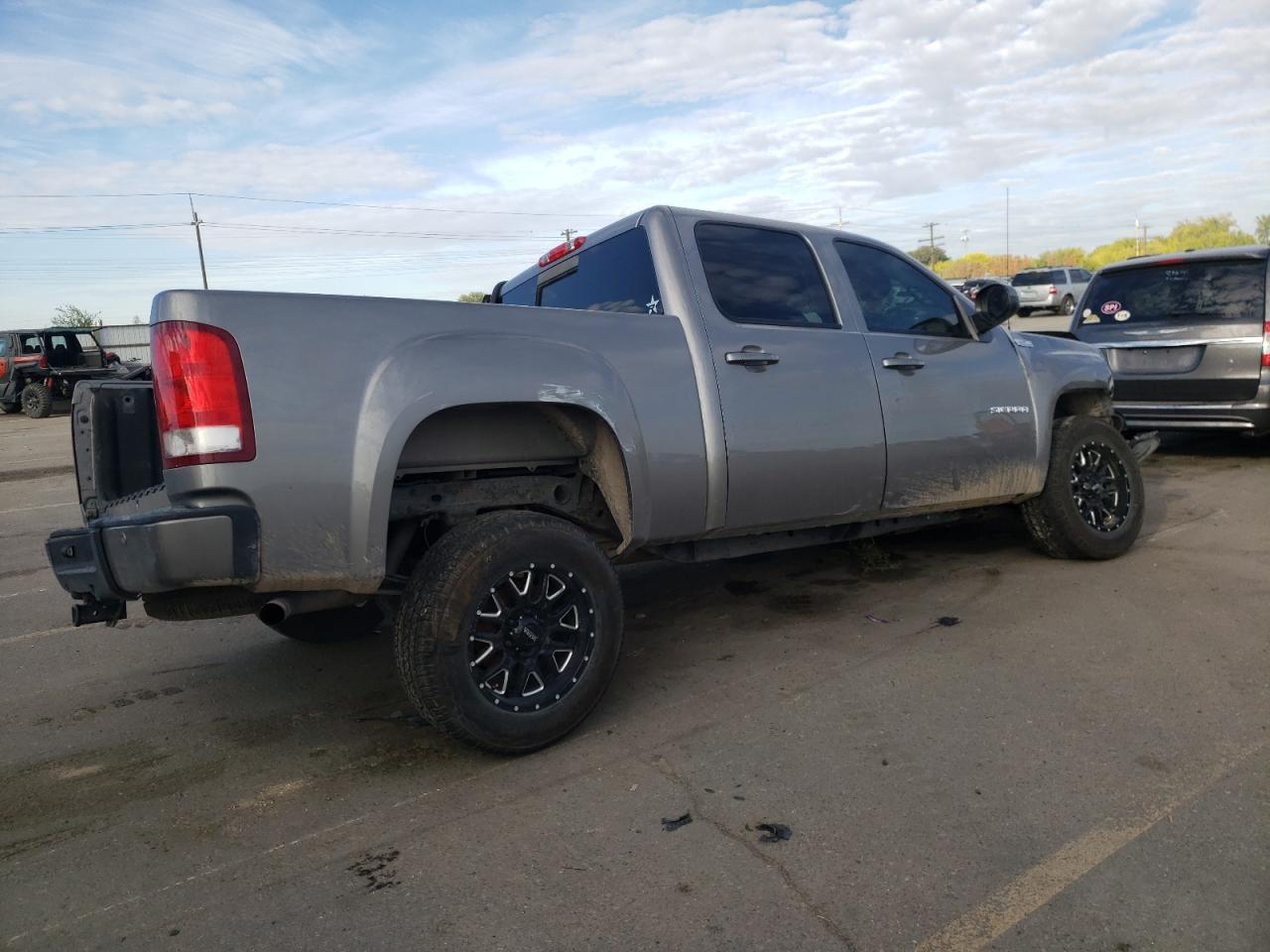 Photo 2 VIN: 3GTP2VE76DG356174 - GMC SIERRA 