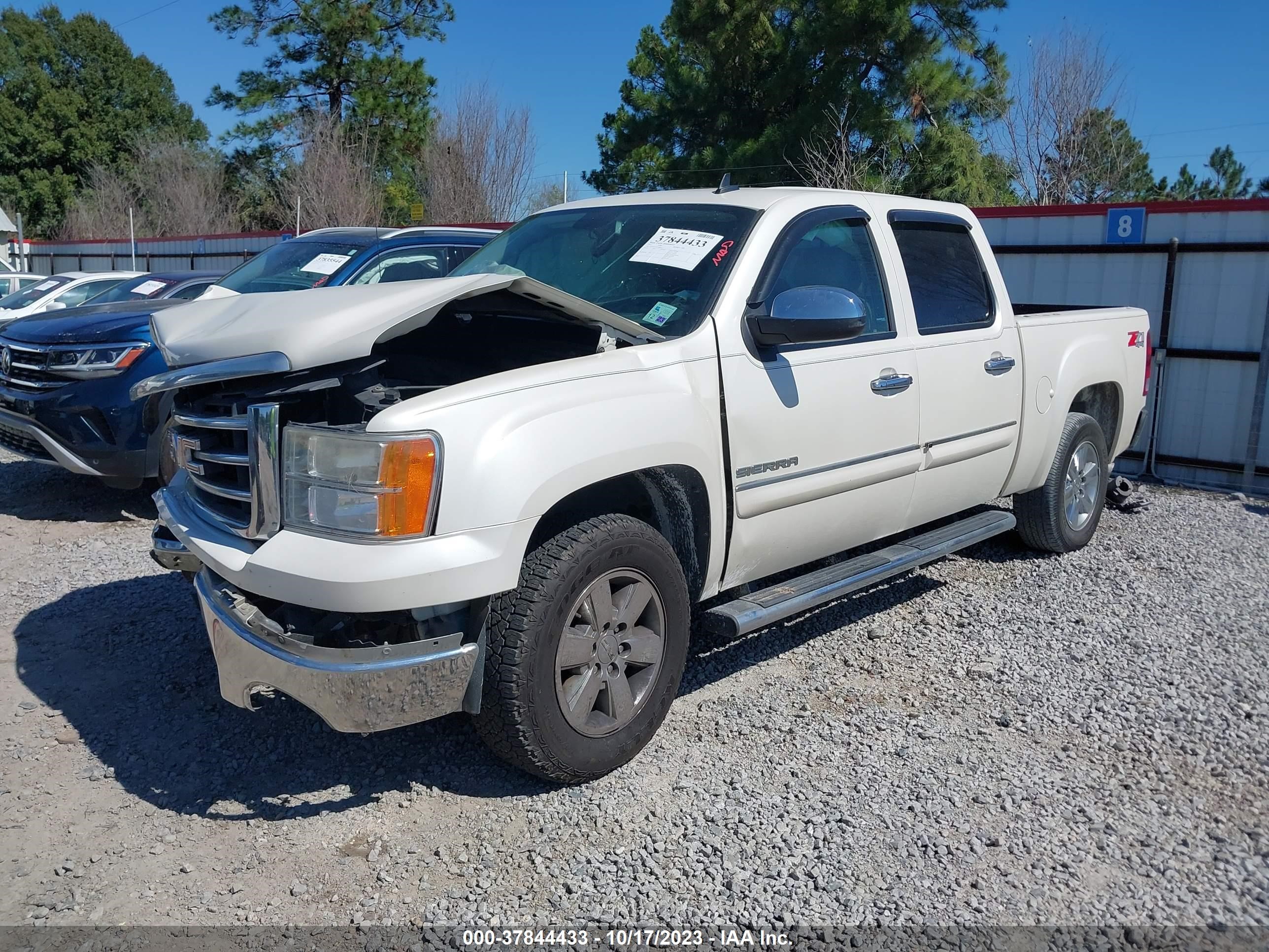 Photo 1 VIN: 3GTP2VE79CG286927 - GMC SIERRA 