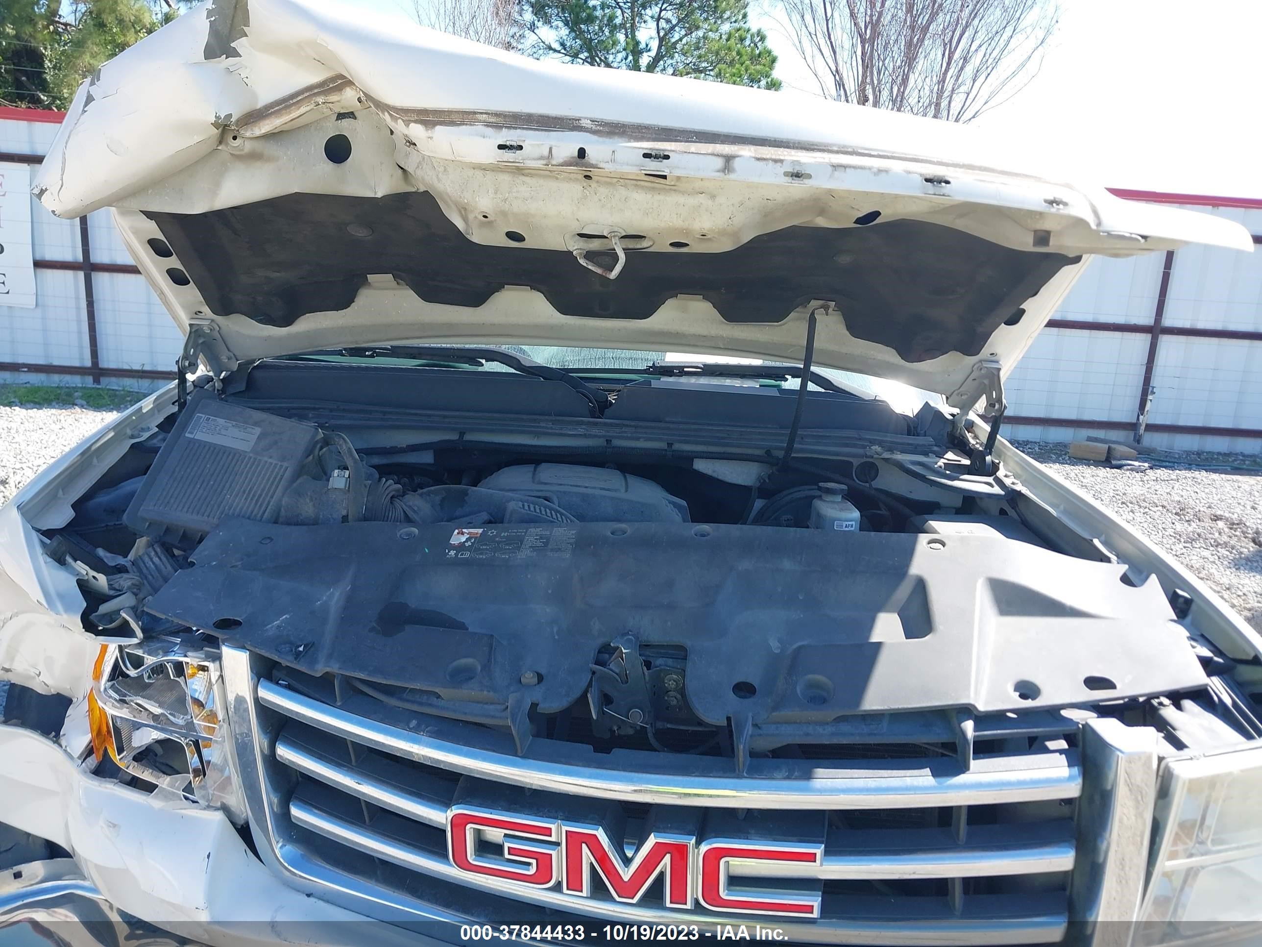 Photo 9 VIN: 3GTP2VE79CG286927 - GMC SIERRA 