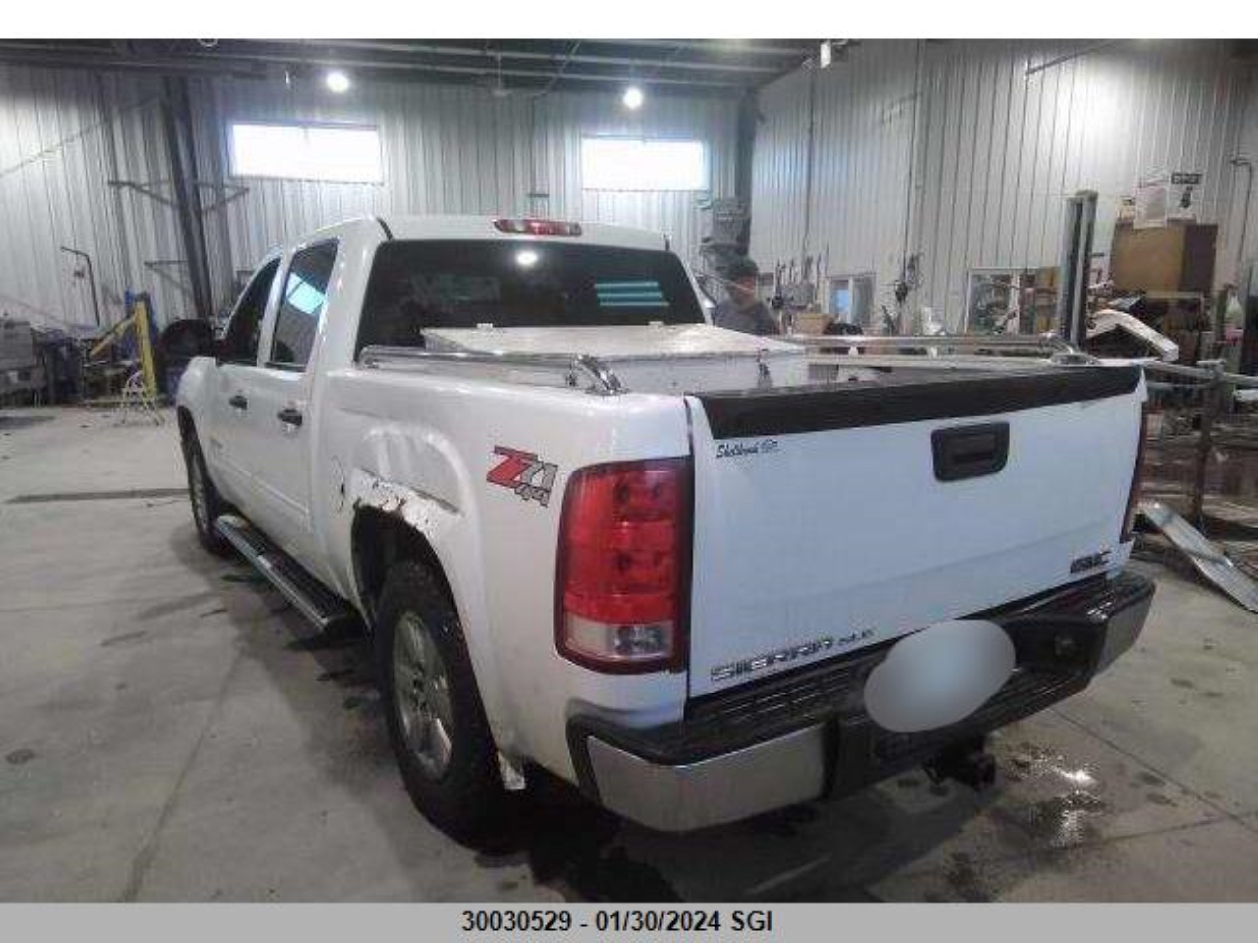 Photo 2 VIN: 3GTP2VE79CG306318 - GMC SIERRA 