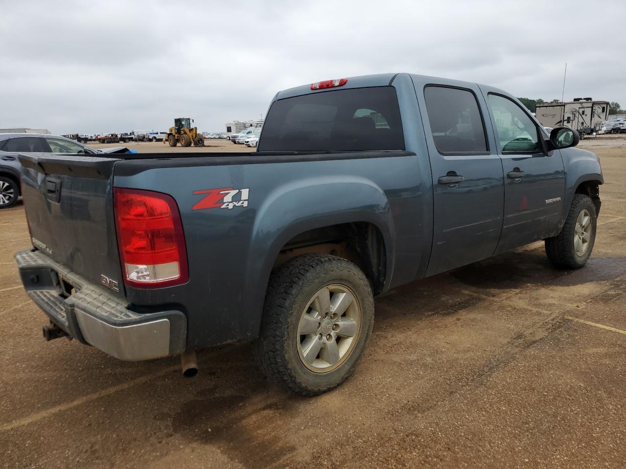 Photo 2 VIN: 3GTP2VE79CG306755 - GMC SIERRA 