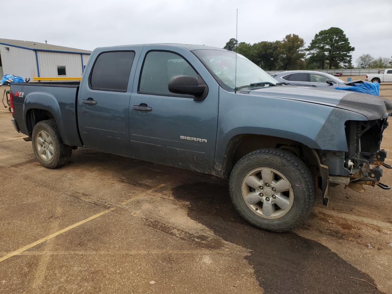 Photo 3 VIN: 3GTP2VE79CG306755 - GMC SIERRA 