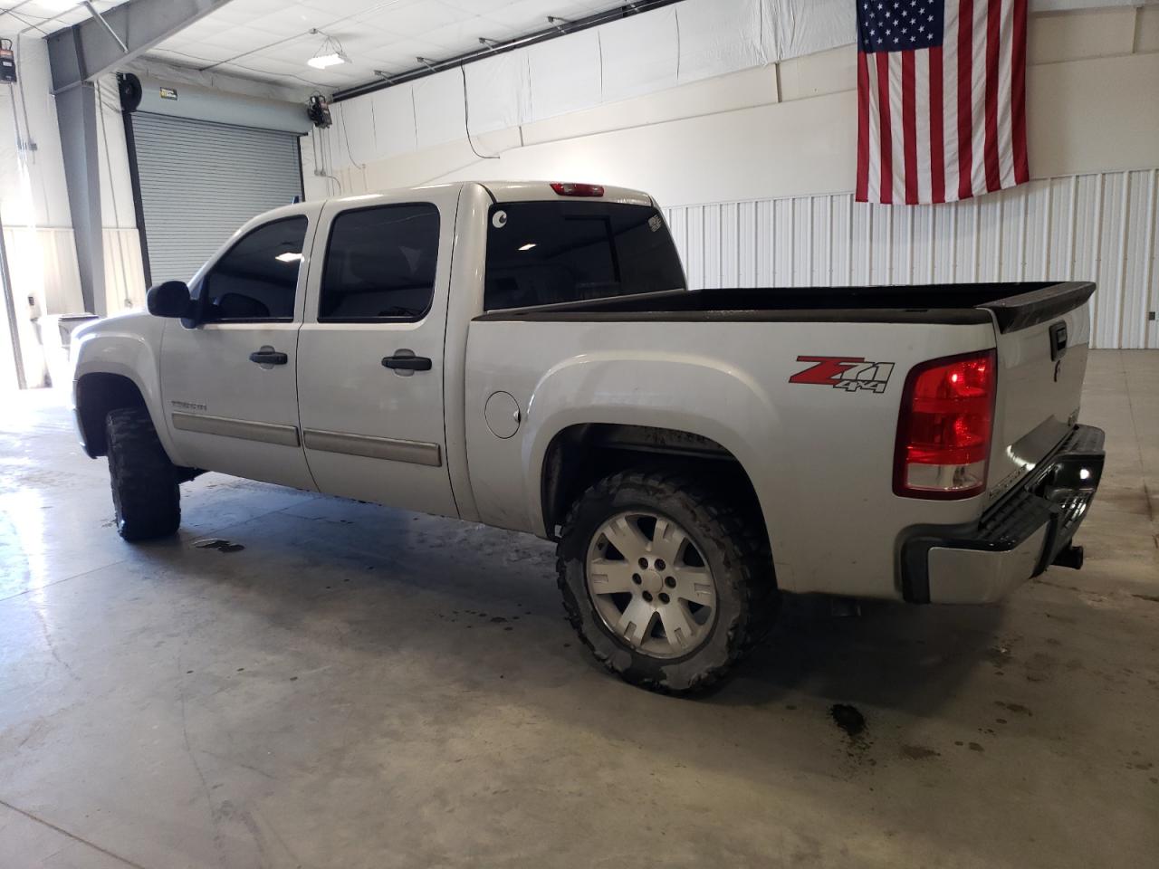 Photo 1 VIN: 3GTP2VE79DG105794 - GMC SIERRA 