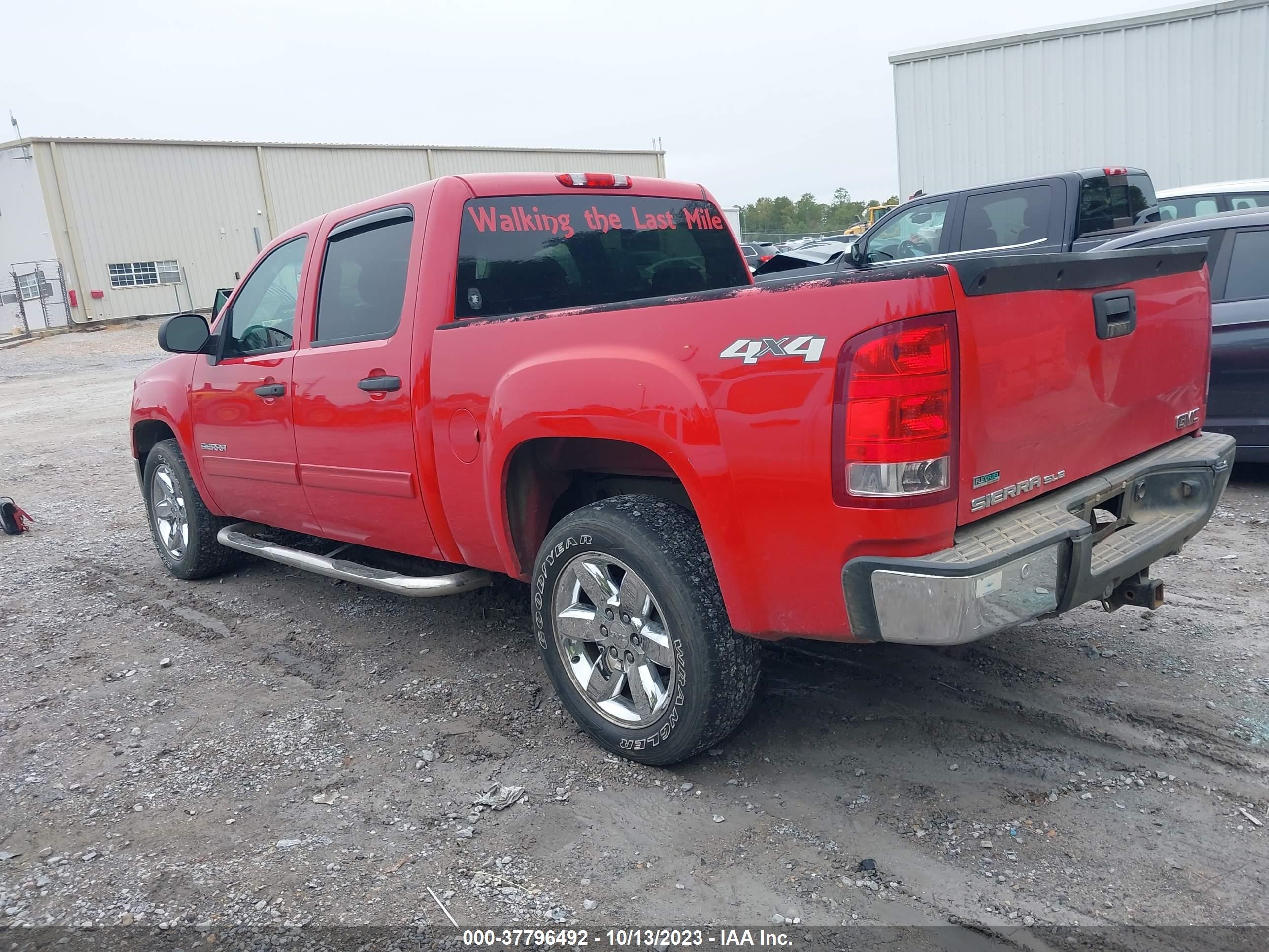 Photo 2 VIN: 3GTP2VE7XCG138771 - GMC SIERRA 