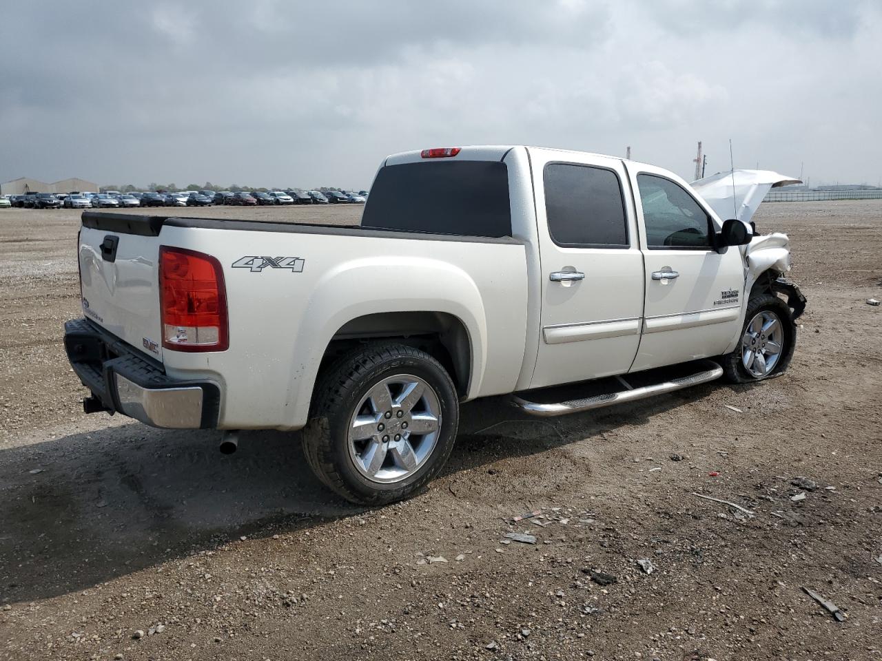 Photo 2 VIN: 3GTP2VE7XDG314736 - GMC SIERRA 