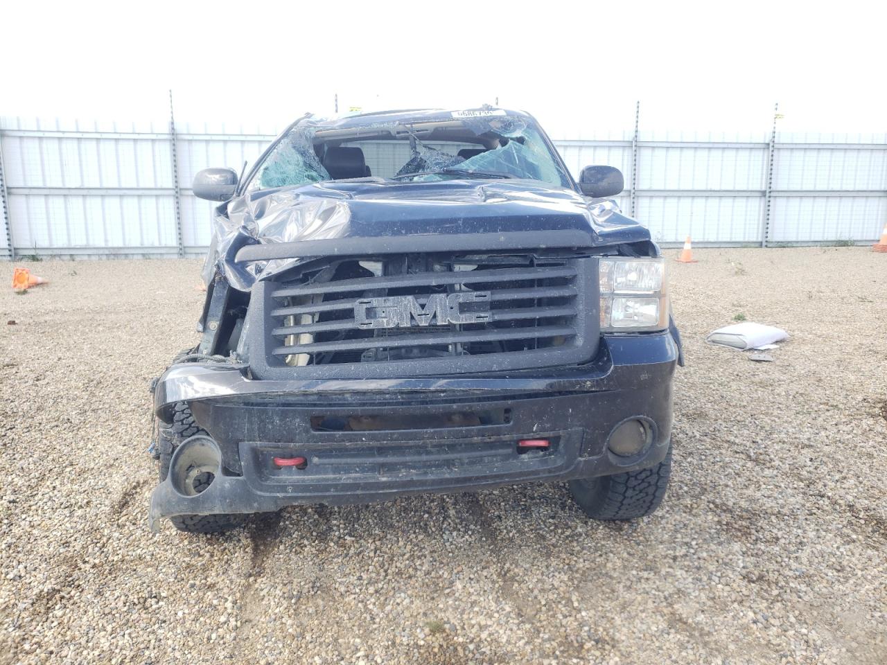 Photo 4 VIN: 3GTP2WE20DG177252 - GMC SIERRA 