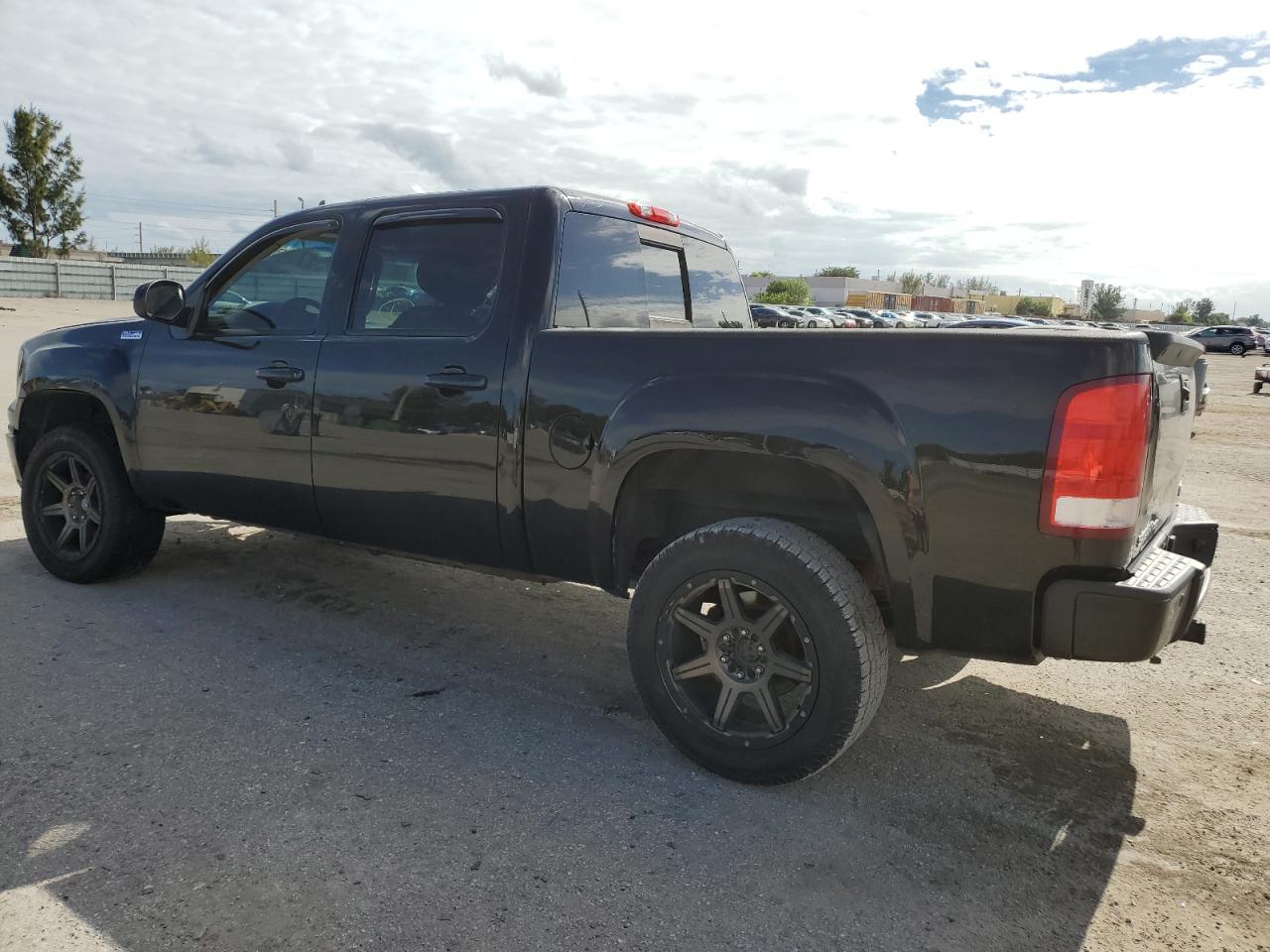 Photo 1 VIN: 3GTP2WE27DG263027 - GMC SIERRA 