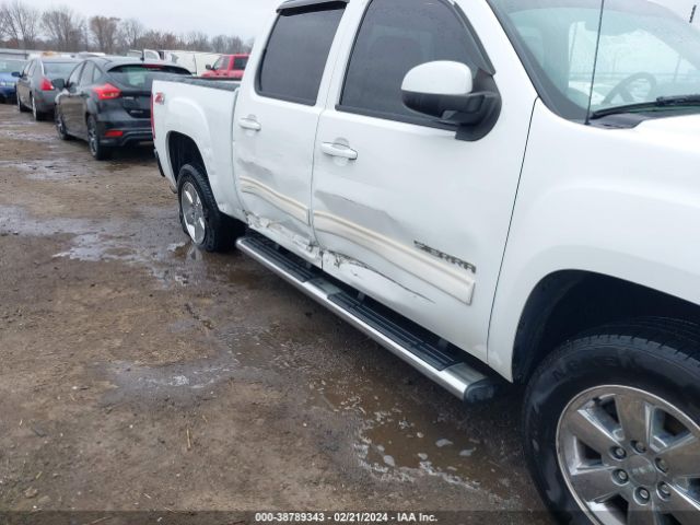 Photo 5 VIN: 3GTP2WE30BG138201 - GMC SIERRA 