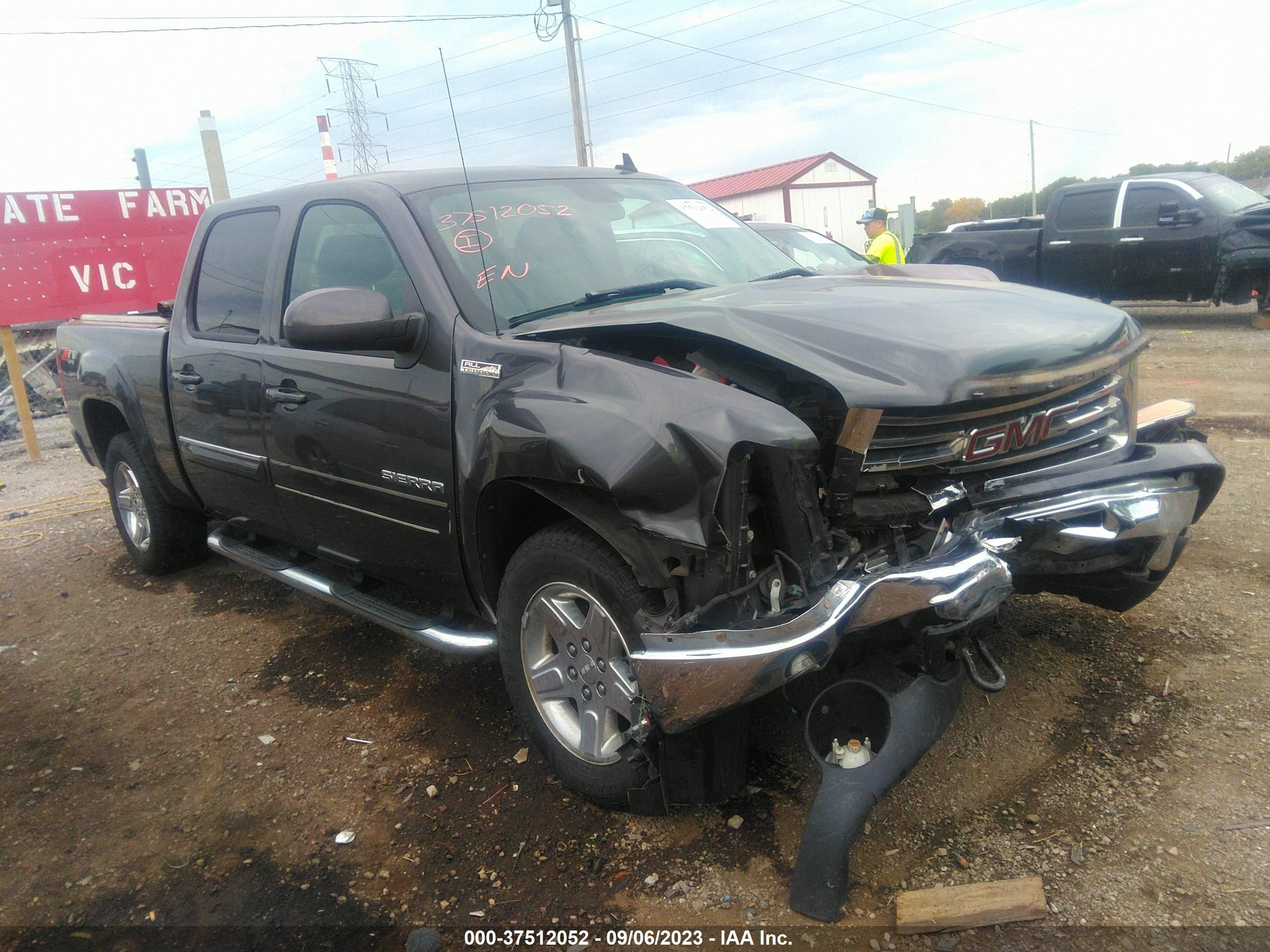 Photo 0 VIN: 3GTP2WE35BG145337 - GMC SIERRA 