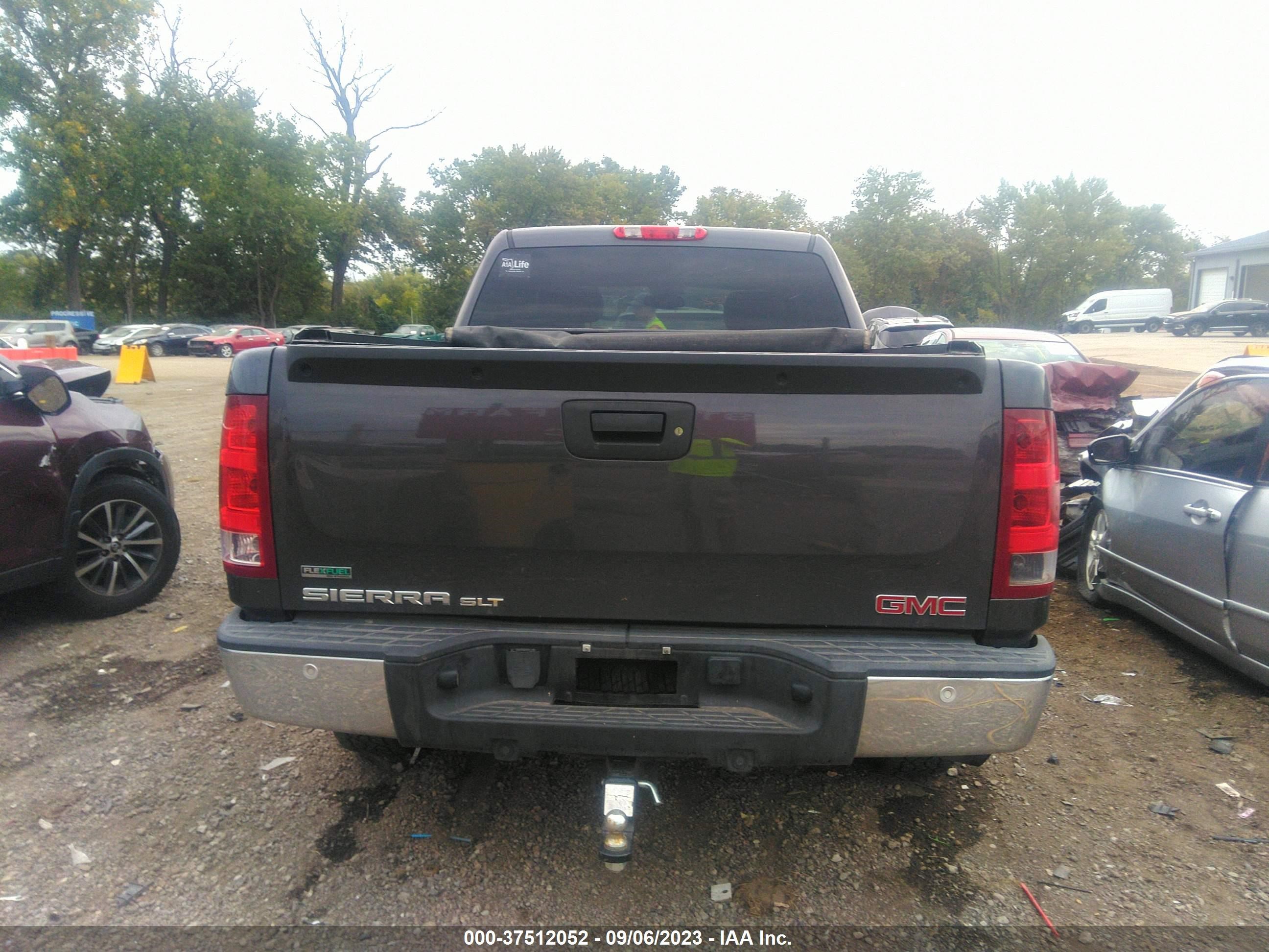 Photo 15 VIN: 3GTP2WE35BG145337 - GMC SIERRA 