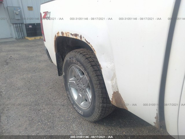 Photo 5 VIN: 3GTP2WE36BG309419 - GMC SIERRA 1500 