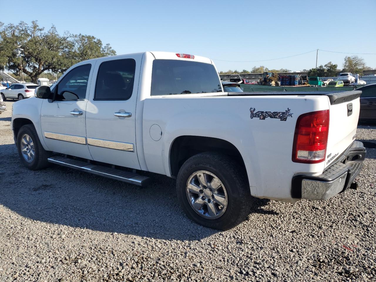 Photo 1 VIN: 3GTP2WE37BG140978 - GMC SIERRA 