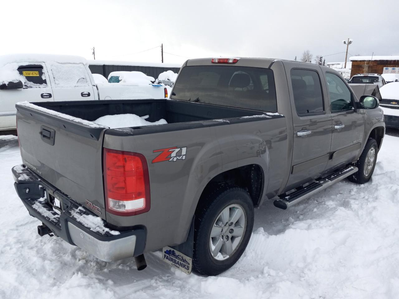 Photo 2 VIN: 3GTP2WE70DG346438 - GMC SIERRA 