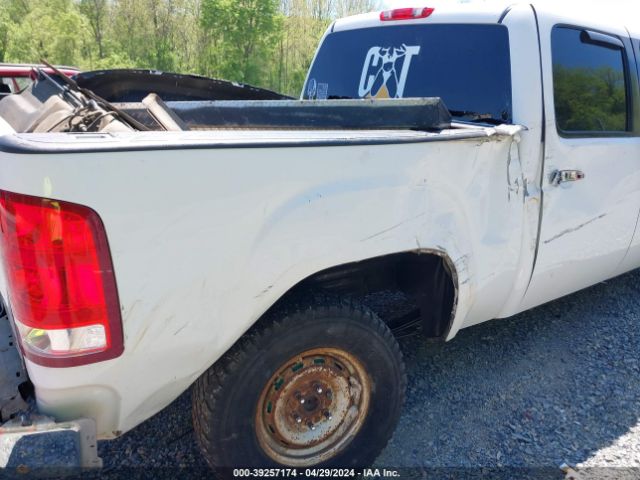 Photo 5 VIN: 3GTP2WE71DG231203 - GMC SIERRA 1500 