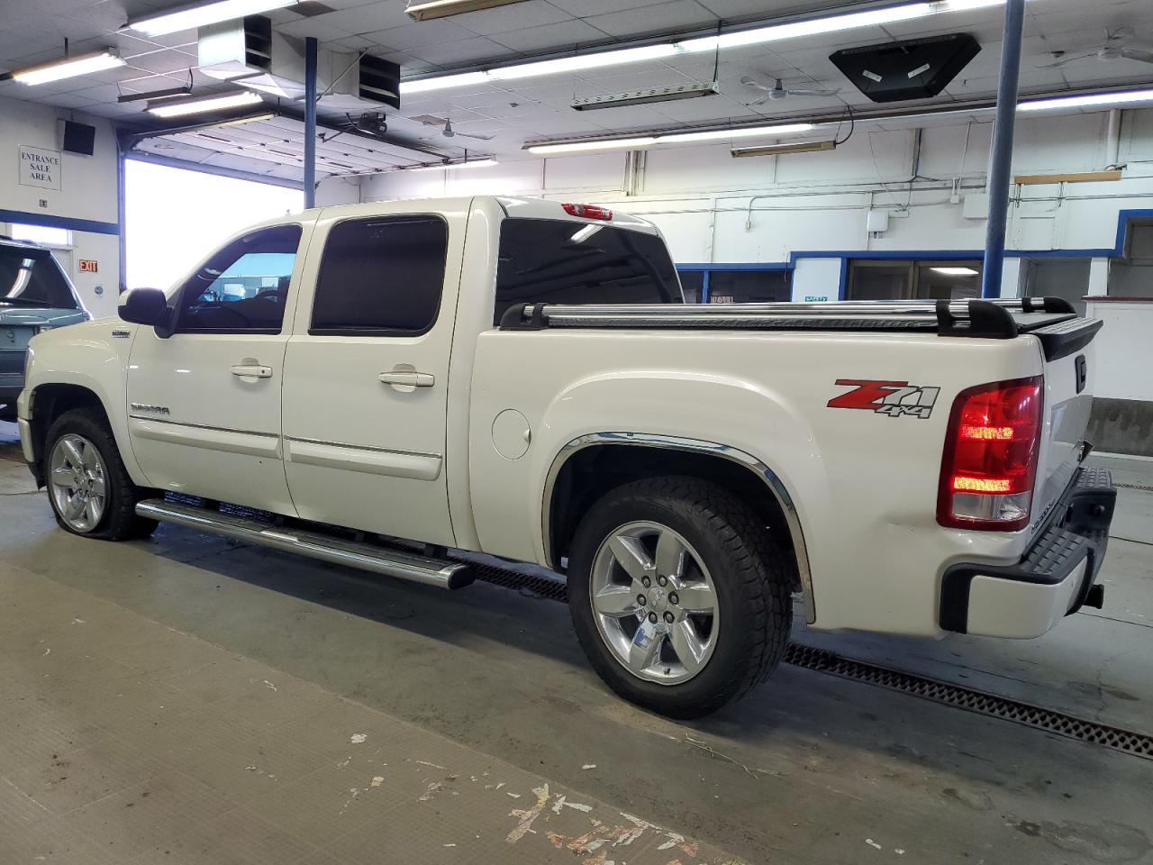 Photo 1 VIN: 3GTP2WE72DG281690 - GMC SIERRA 