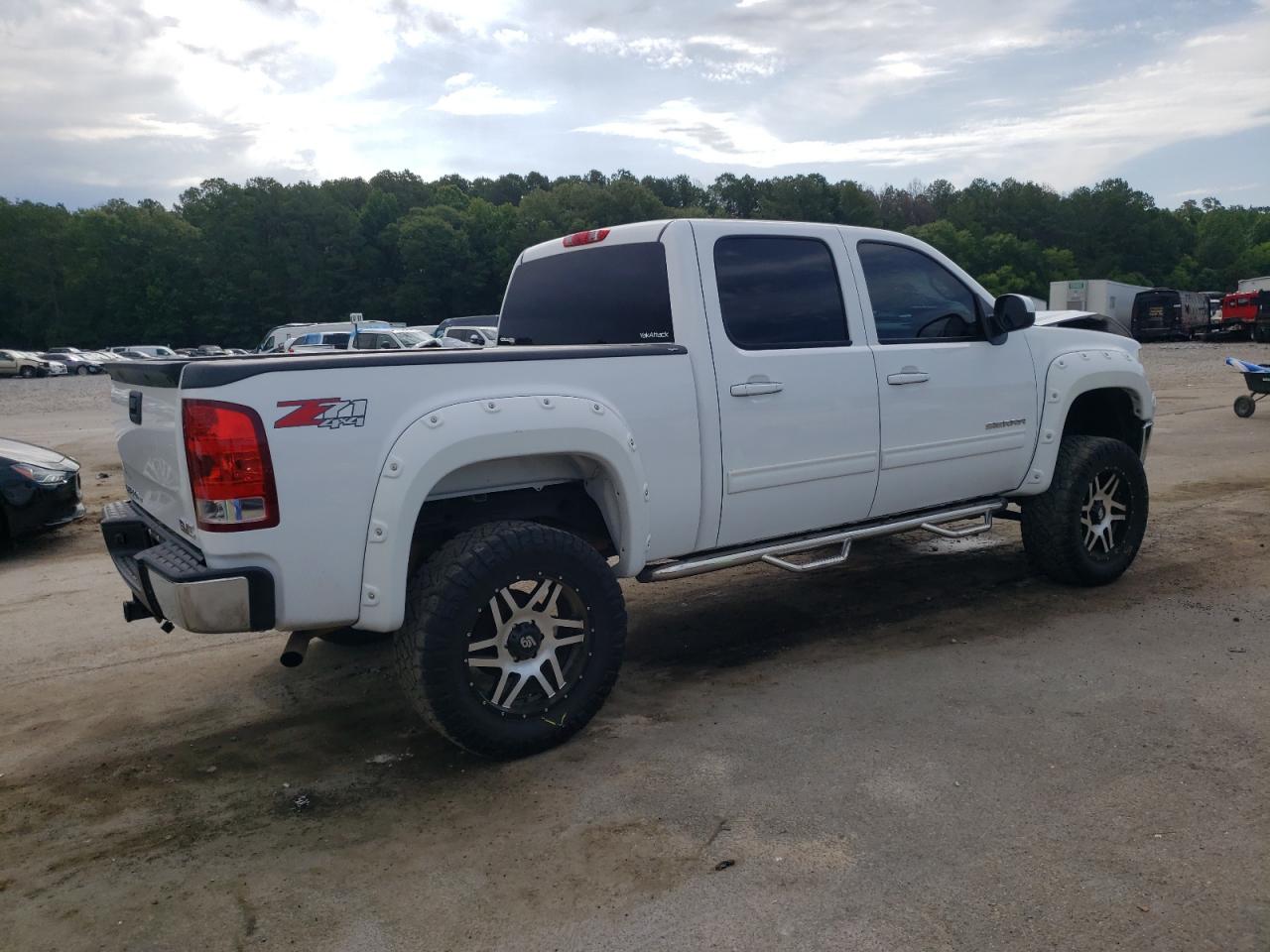 Photo 2 VIN: 3GTP2WE73DG228786 - GMC SIERRA 