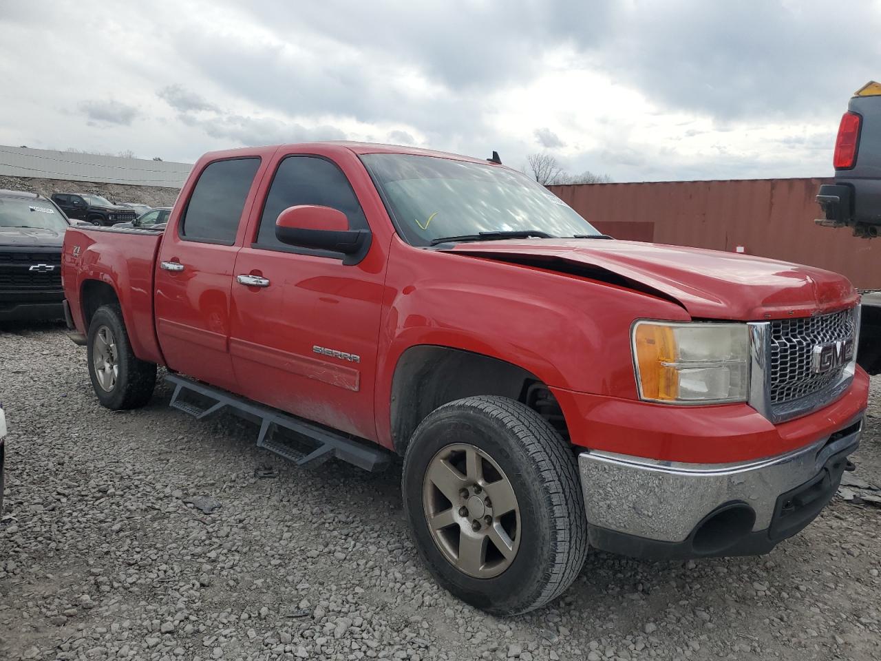 Photo 3 VIN: 3GTP2WE7XCG105646 - GMC SIERRA 