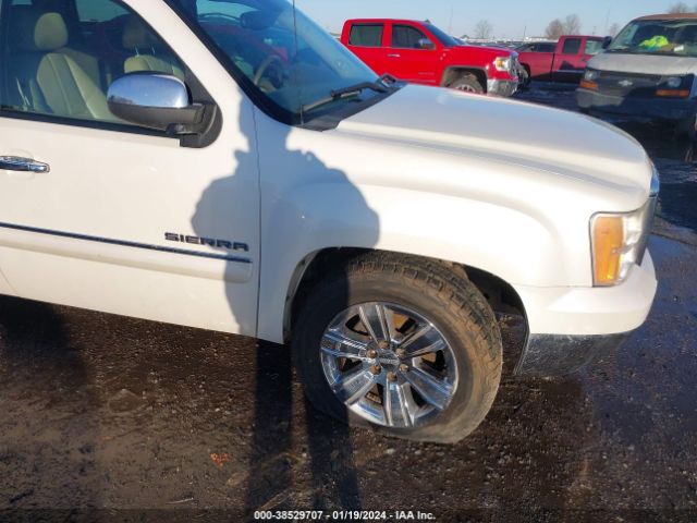 Photo 5 VIN: 3GTP2WE7XCG177107 - GMC SIERRA 1500 