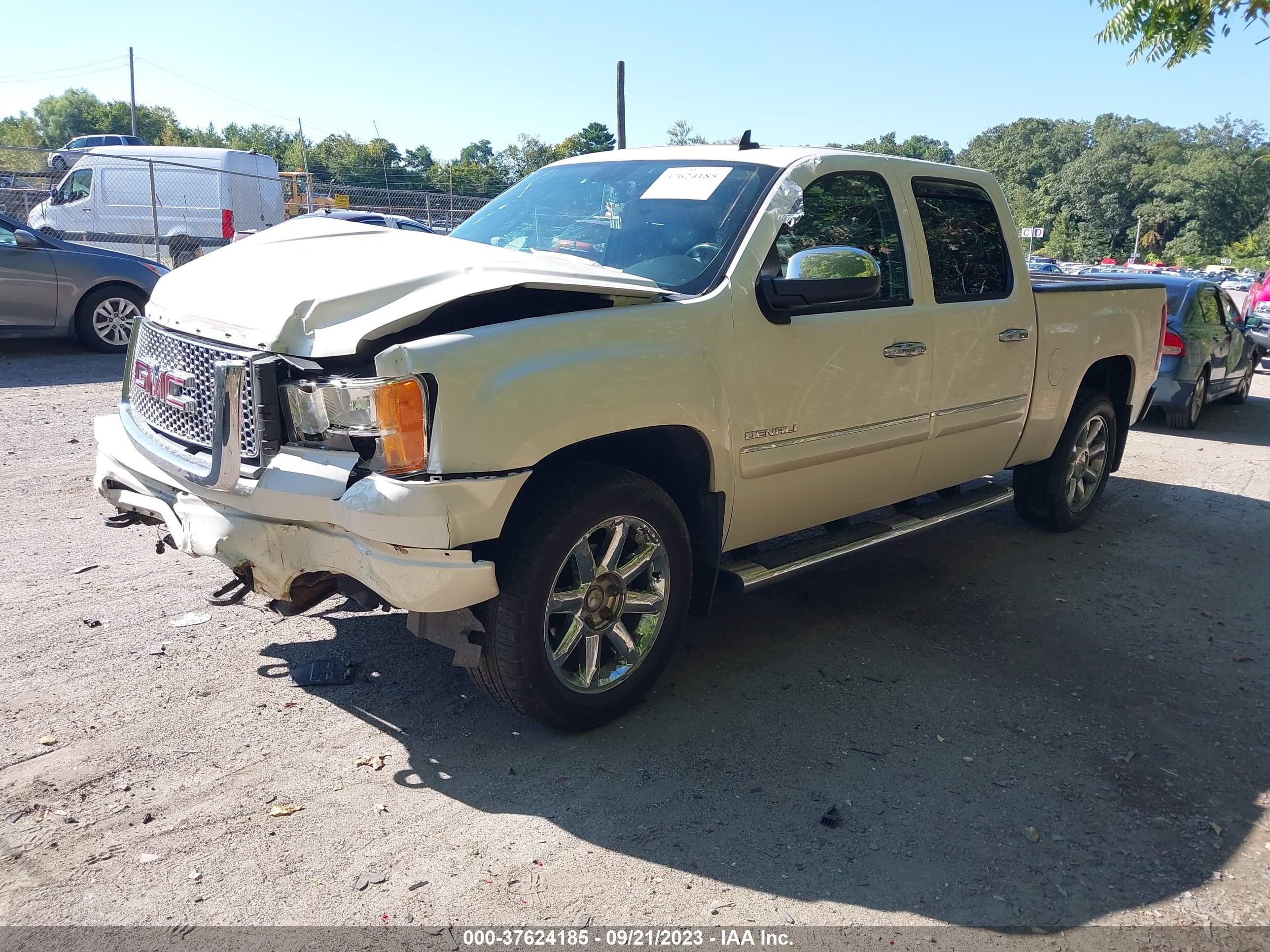 Photo 1 VIN: 3GTP2XE20DG289572 - GMC SIERRA 