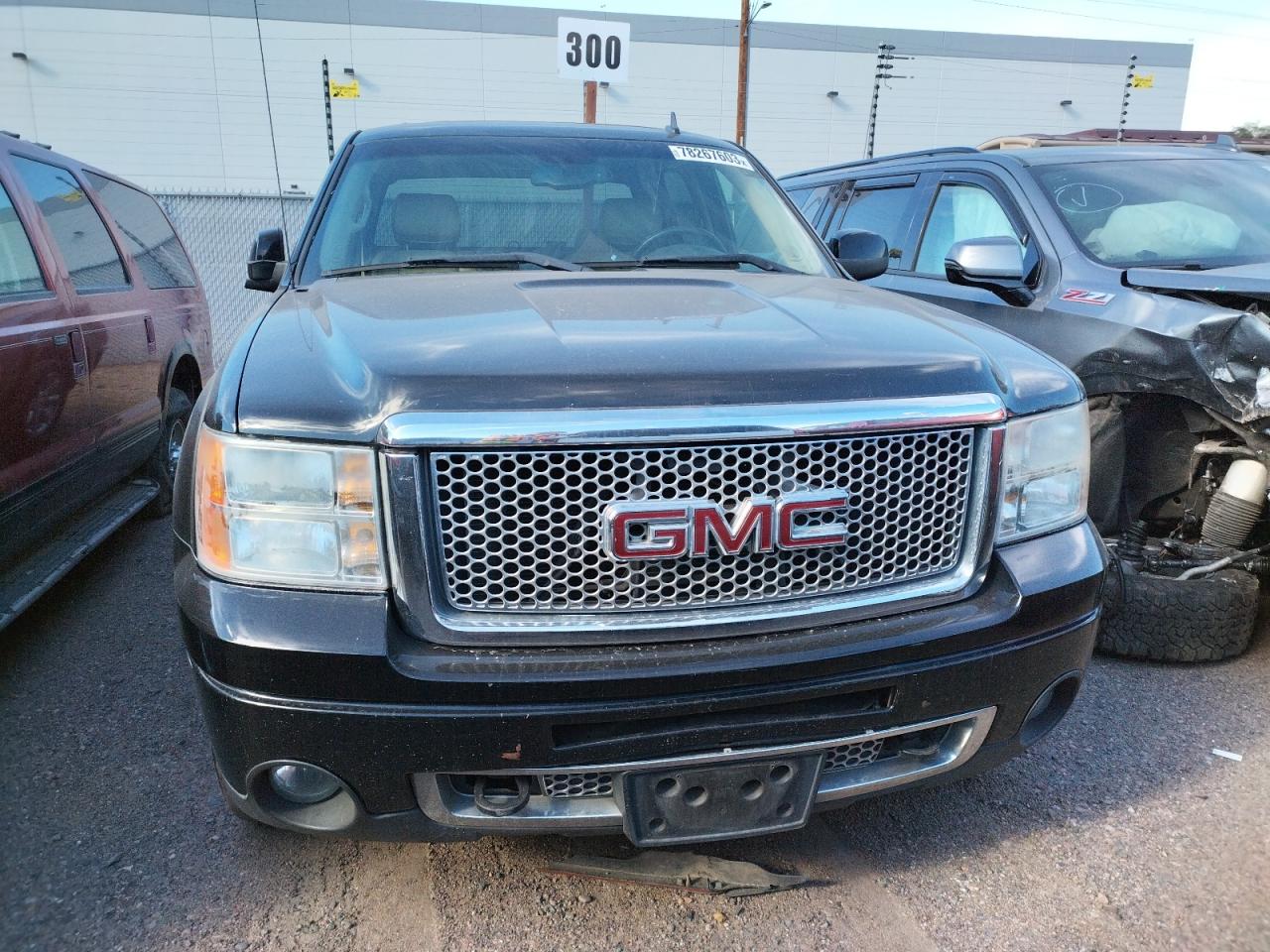 Photo 4 VIN: 3GTP2XE21BG185914 - GMC SIERRA 