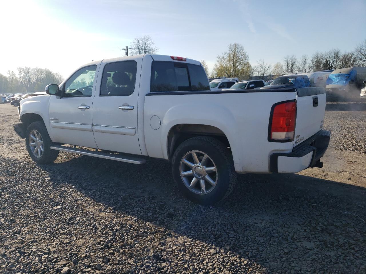 Photo 1 VIN: 3GTP2XE21BG385904 - GMC SIERRA 