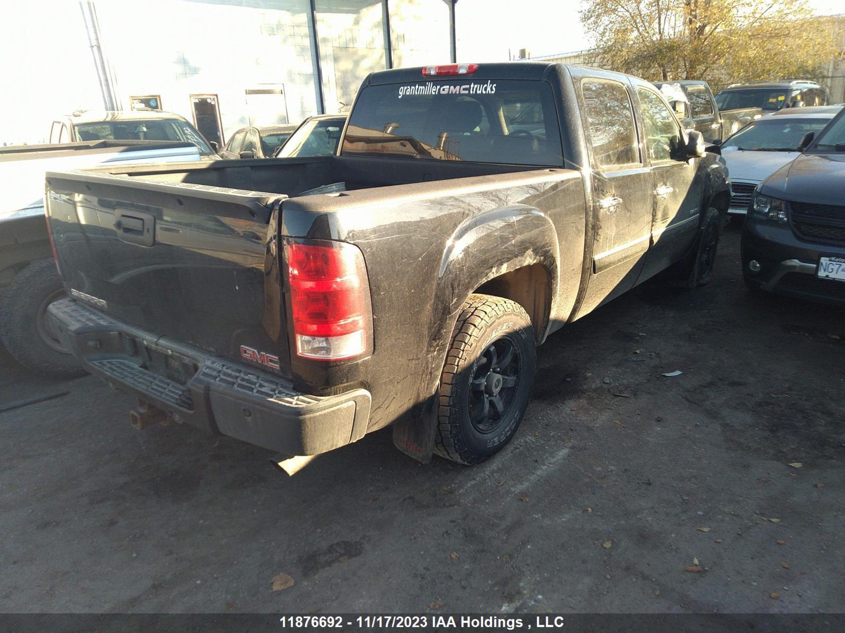 Photo 3 VIN: 3GTP2XE21DG216100 - GMC SIERRA 