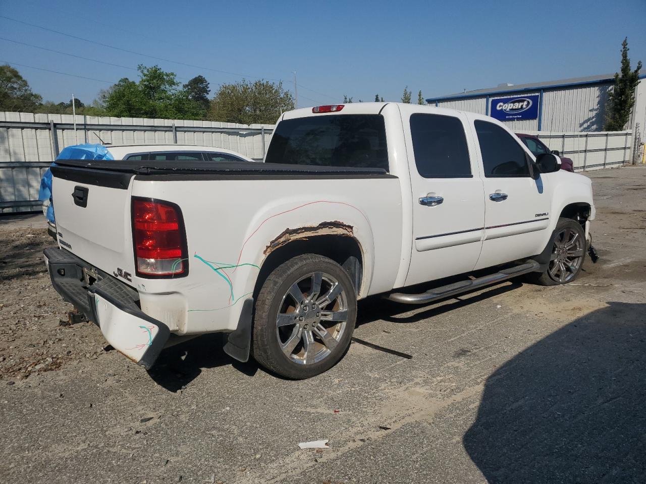 Photo 2 VIN: 3GTP2XE26BG281229 - GMC SIERRA 