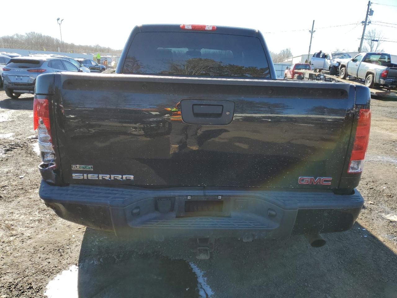 Photo 5 VIN: 3GTP2XE28BG393076 - GMC SIERRA 