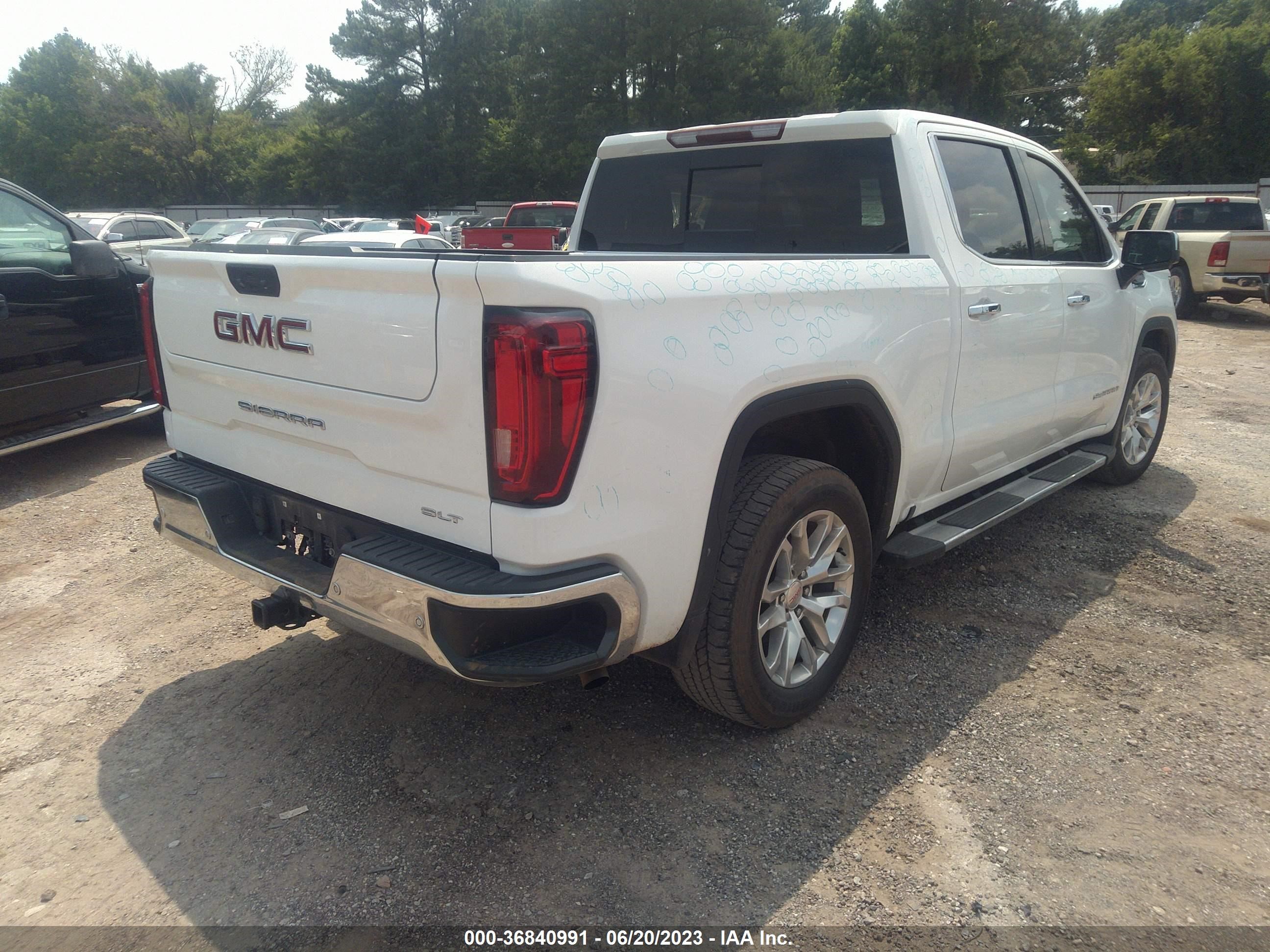 Photo 3 VIN: 3GTP8DED0MG114141 - GMC SIERRA 