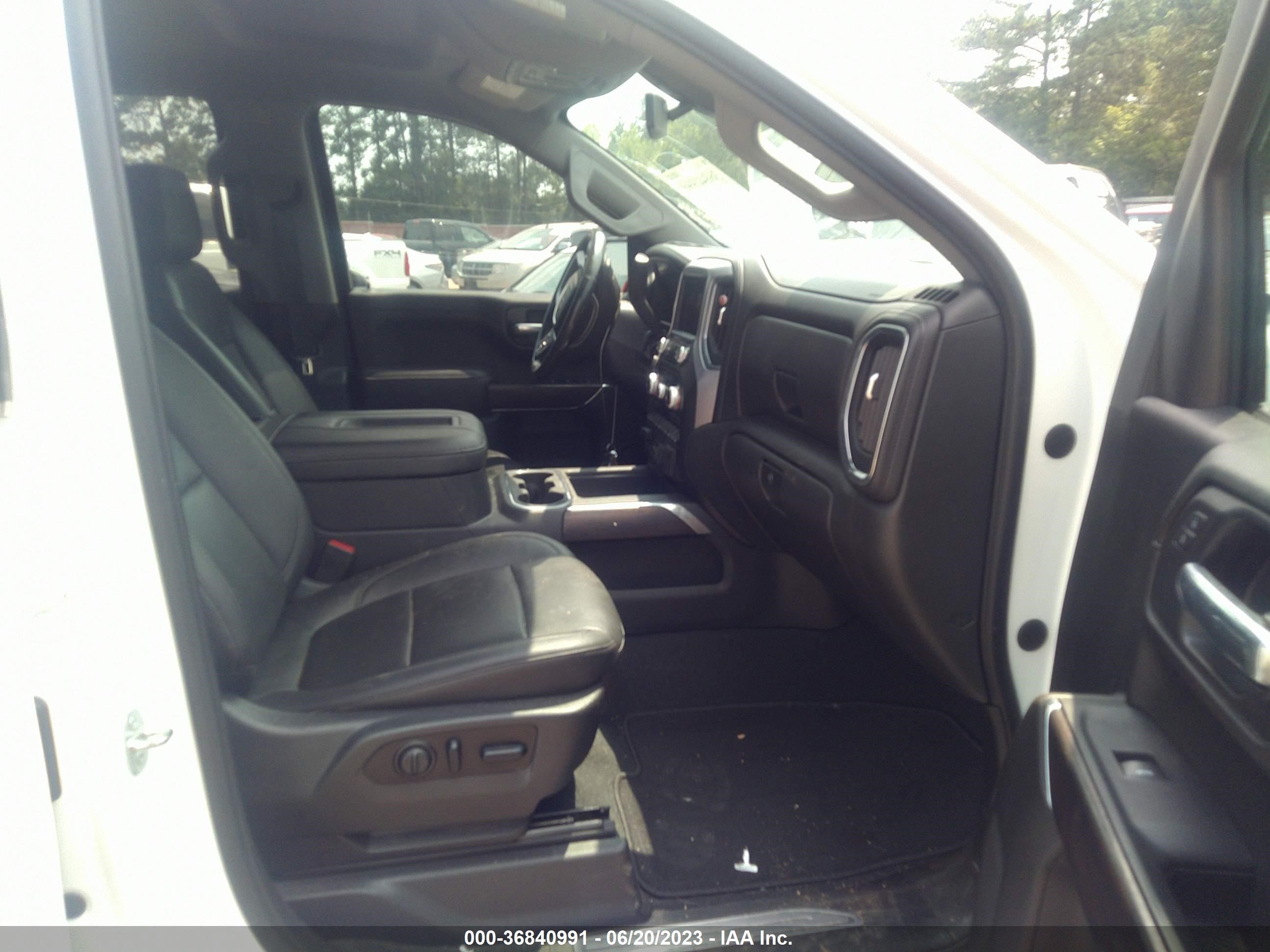 Photo 4 VIN: 3GTP8DED0MG114141 - GMC SIERRA 