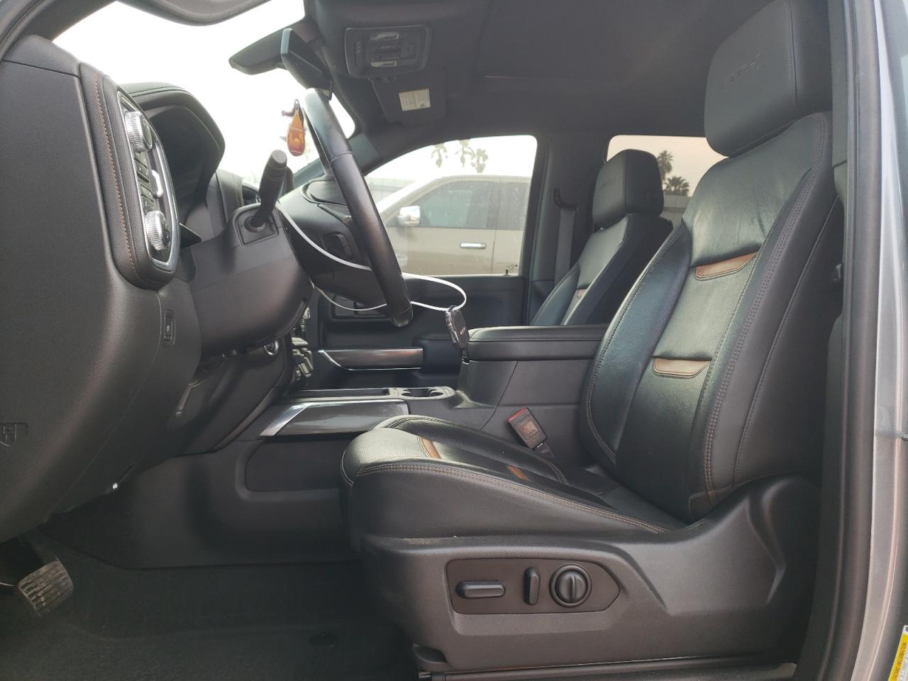 Photo 6 VIN: 3GTP9EED5MG182759 - GMC SIERRA 