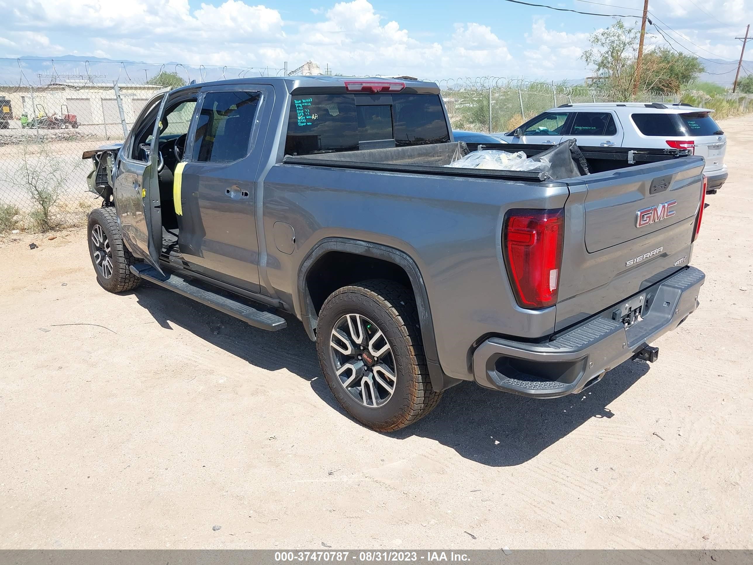 Photo 2 VIN: 3GTP9EEL2LG407323 - GMC SIERRA 