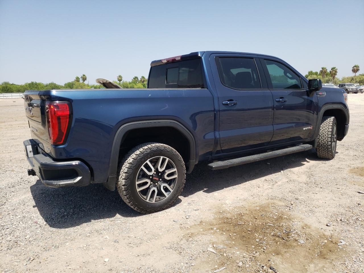 Photo 2 VIN: 3GTP9EEL4LG341633 - GMC SIERRA 