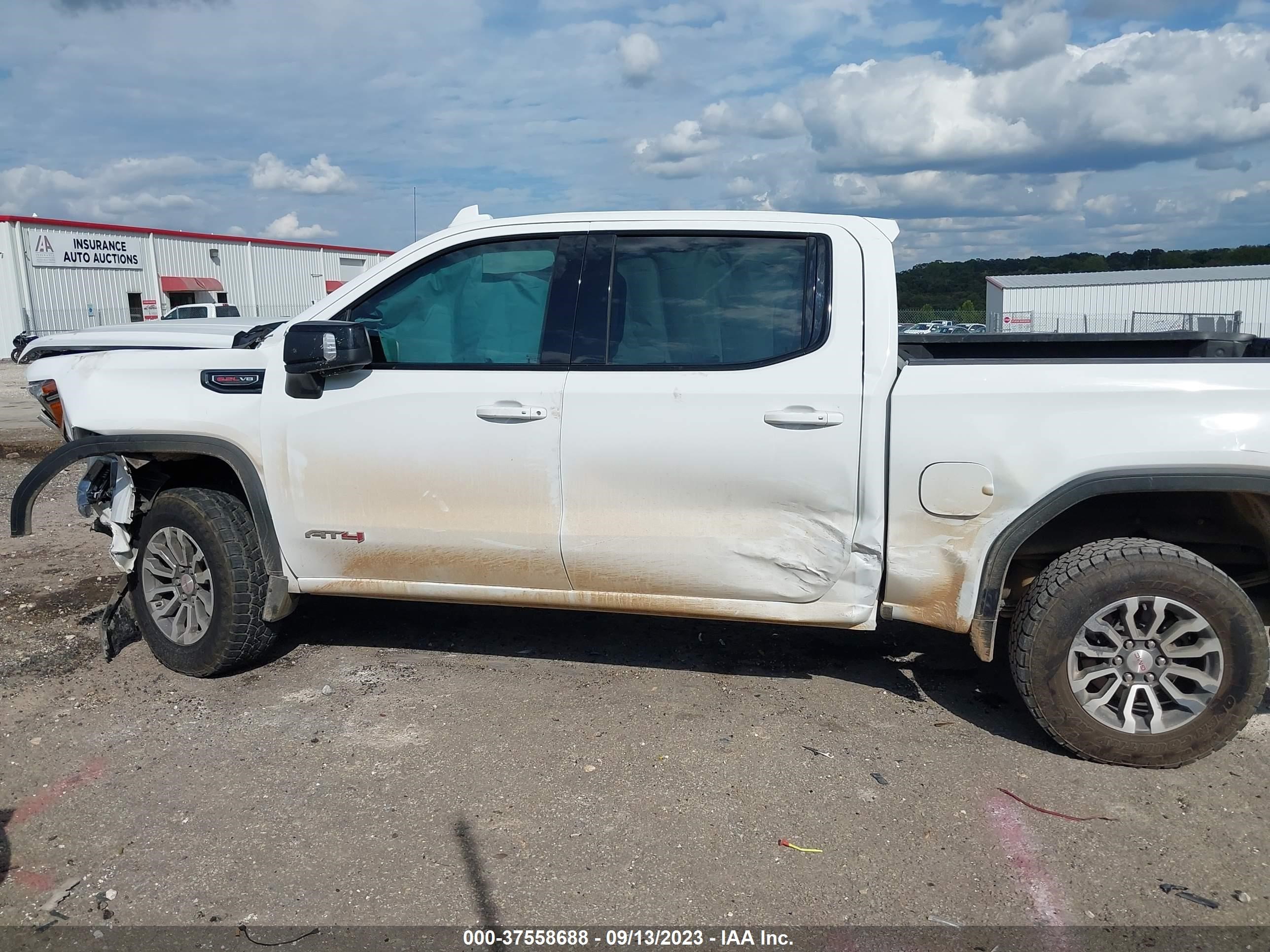 Photo 14 VIN: 3GTP9EEL5MG355378 - GMC SIERRA 