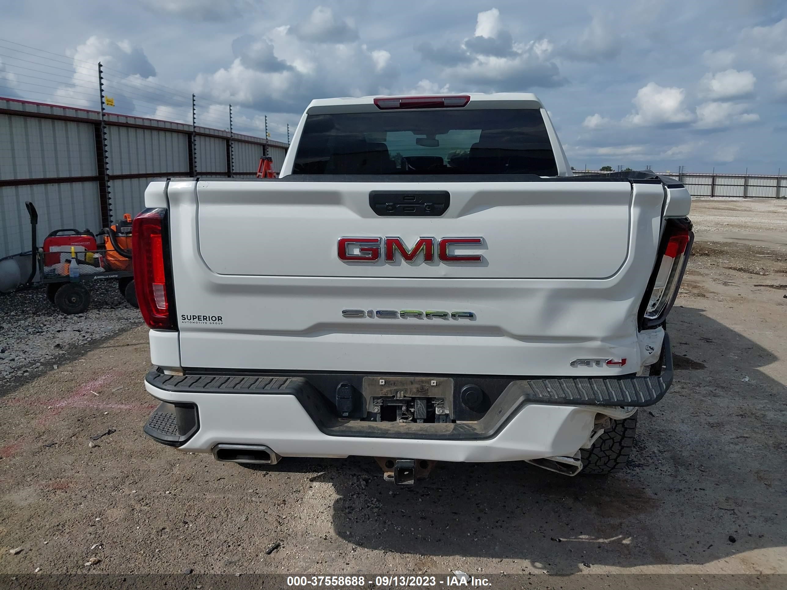 Photo 16 VIN: 3GTP9EEL5MG355378 - GMC SIERRA 