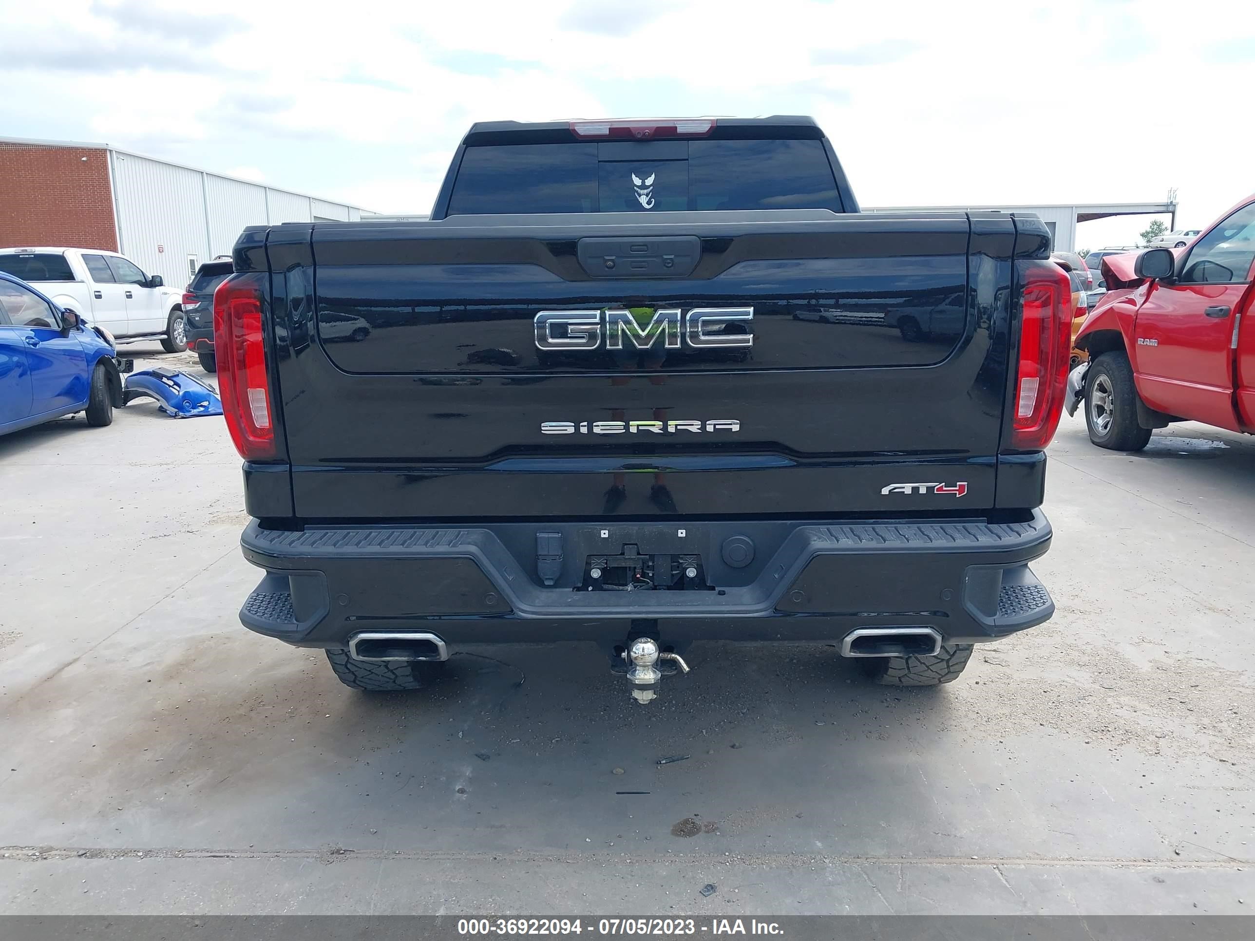 Photo 14 VIN: 3GTP9EELXNG109749 - GMC SIERRA 