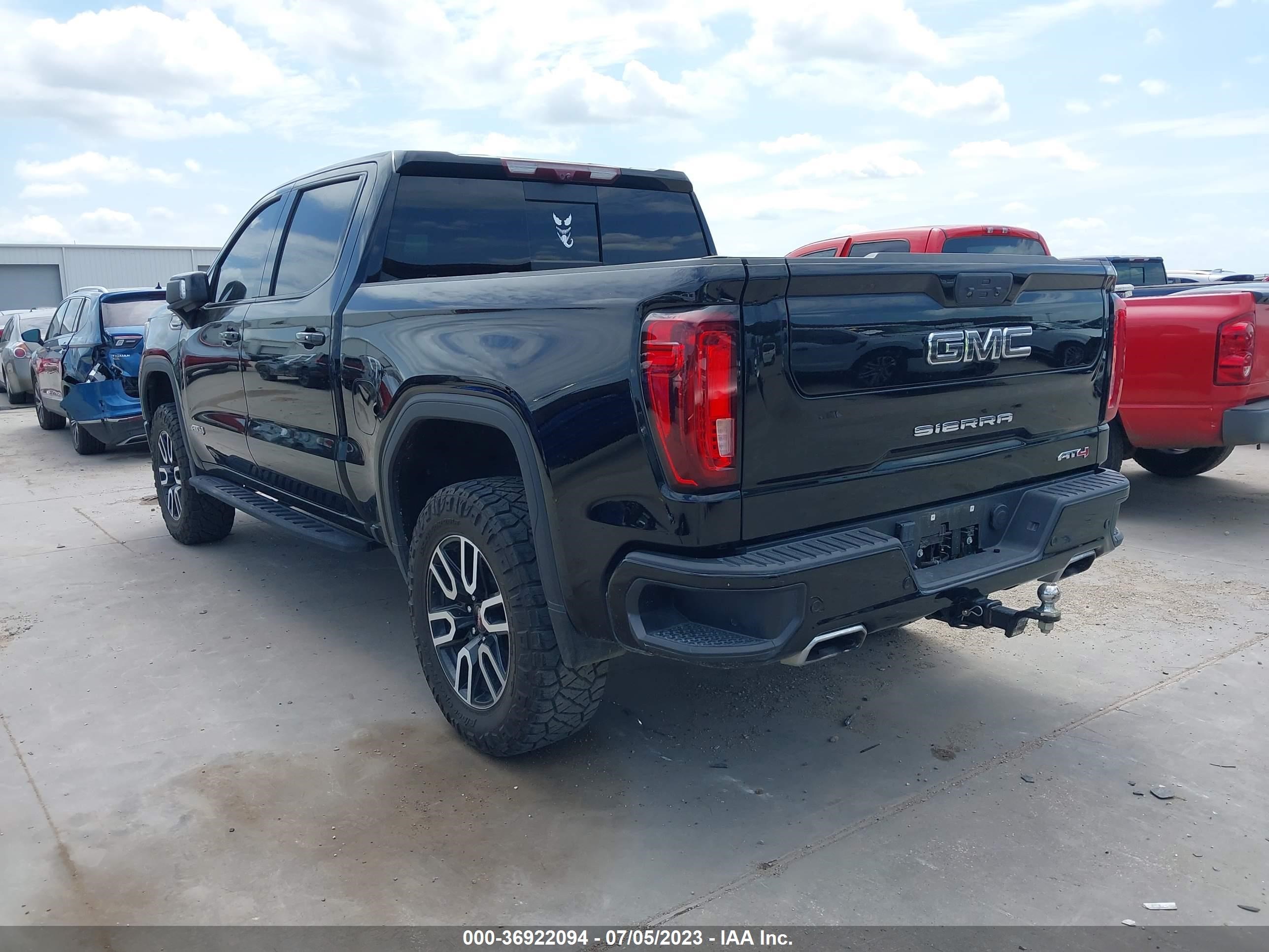 Photo 2 VIN: 3GTP9EELXNG109749 - GMC SIERRA 