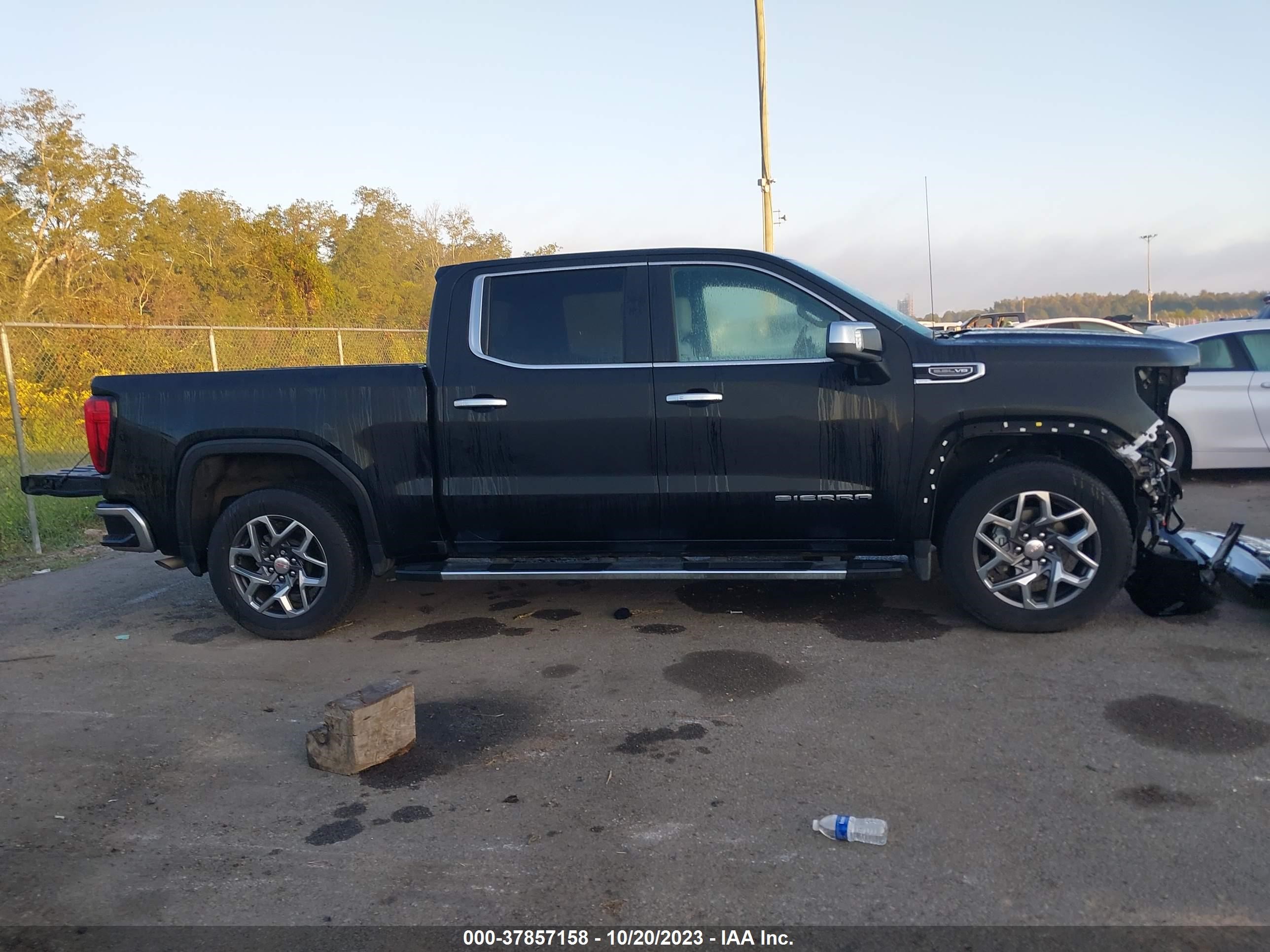 Photo 12 VIN: 3GTPHDED4NG595660 - GMC SIERRA 